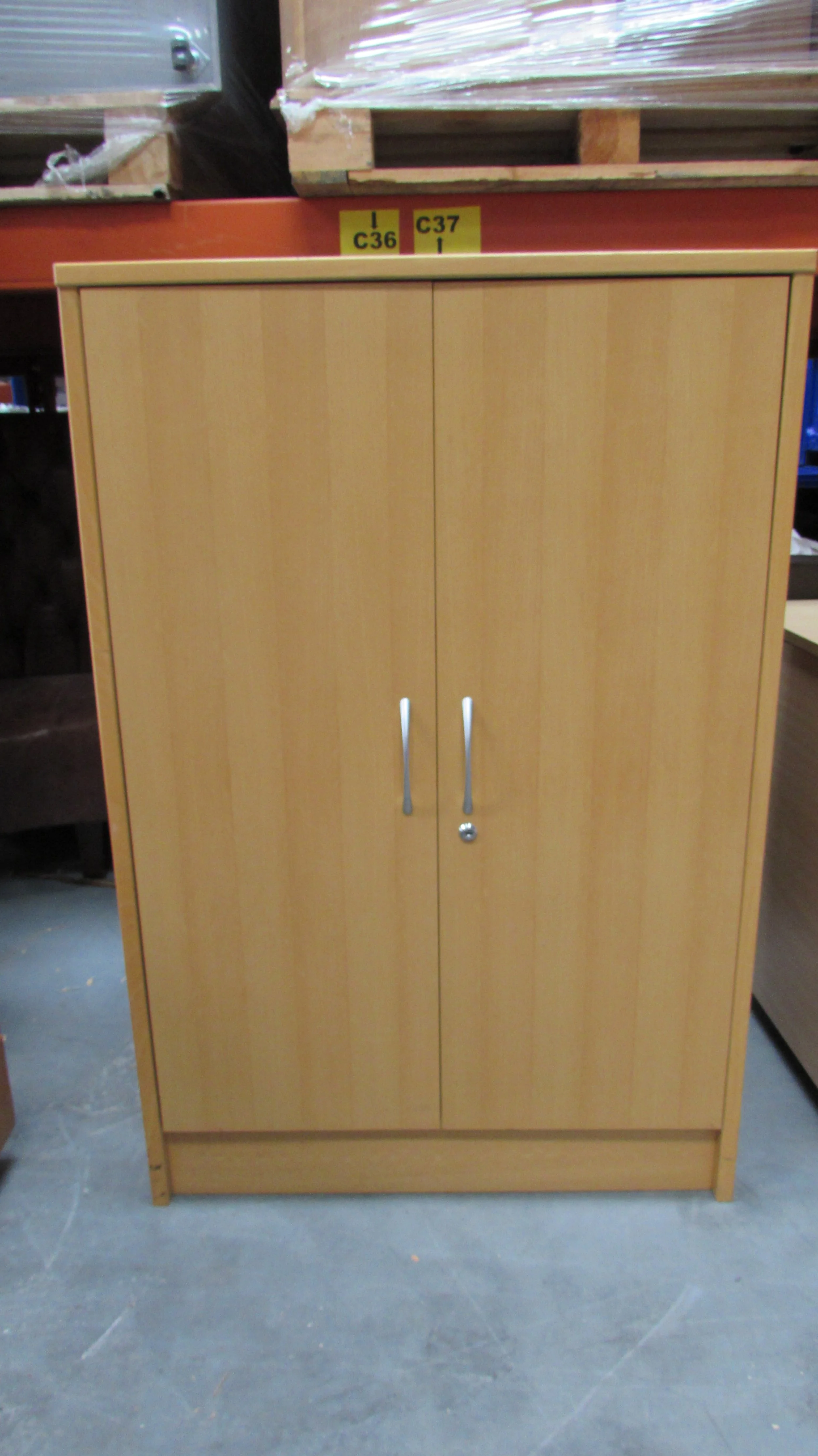 OFF028 £70.JPG