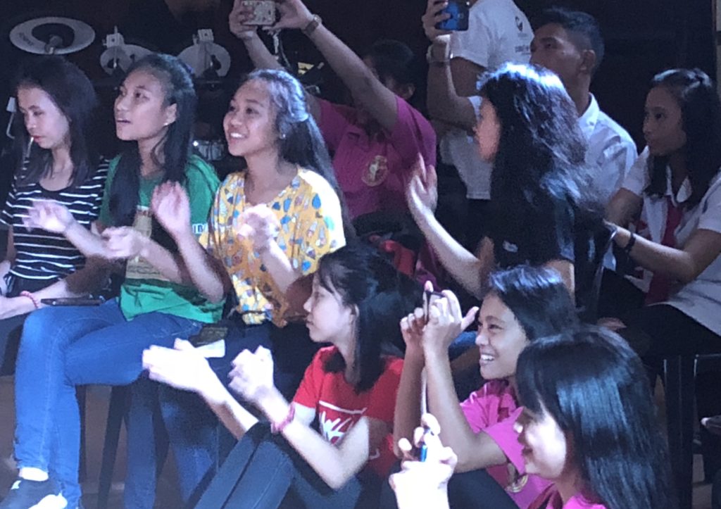 Youth-Worship-1-1024x723.jpg