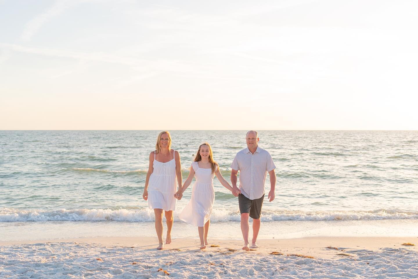 One of my number one goals during your session is to keep it fun and light-hearted.

I currently have Wednesday March 6th available for a sunset session on St Pete Beach. Text me to book (724) 771-4372

#stpetersburg #stpetebeach #family #familyphoto