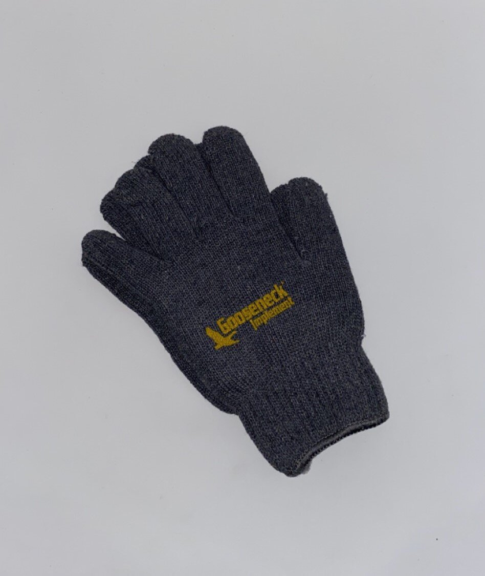 Gray Knit Gloves.jpeg