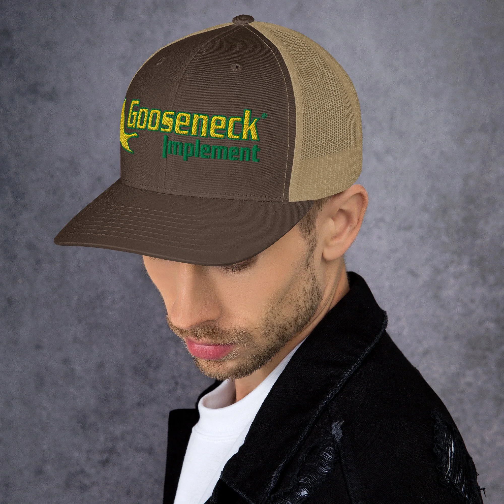 retro-trucker-hat-brown-khaki-left-6aa17a29ae4be.jpg