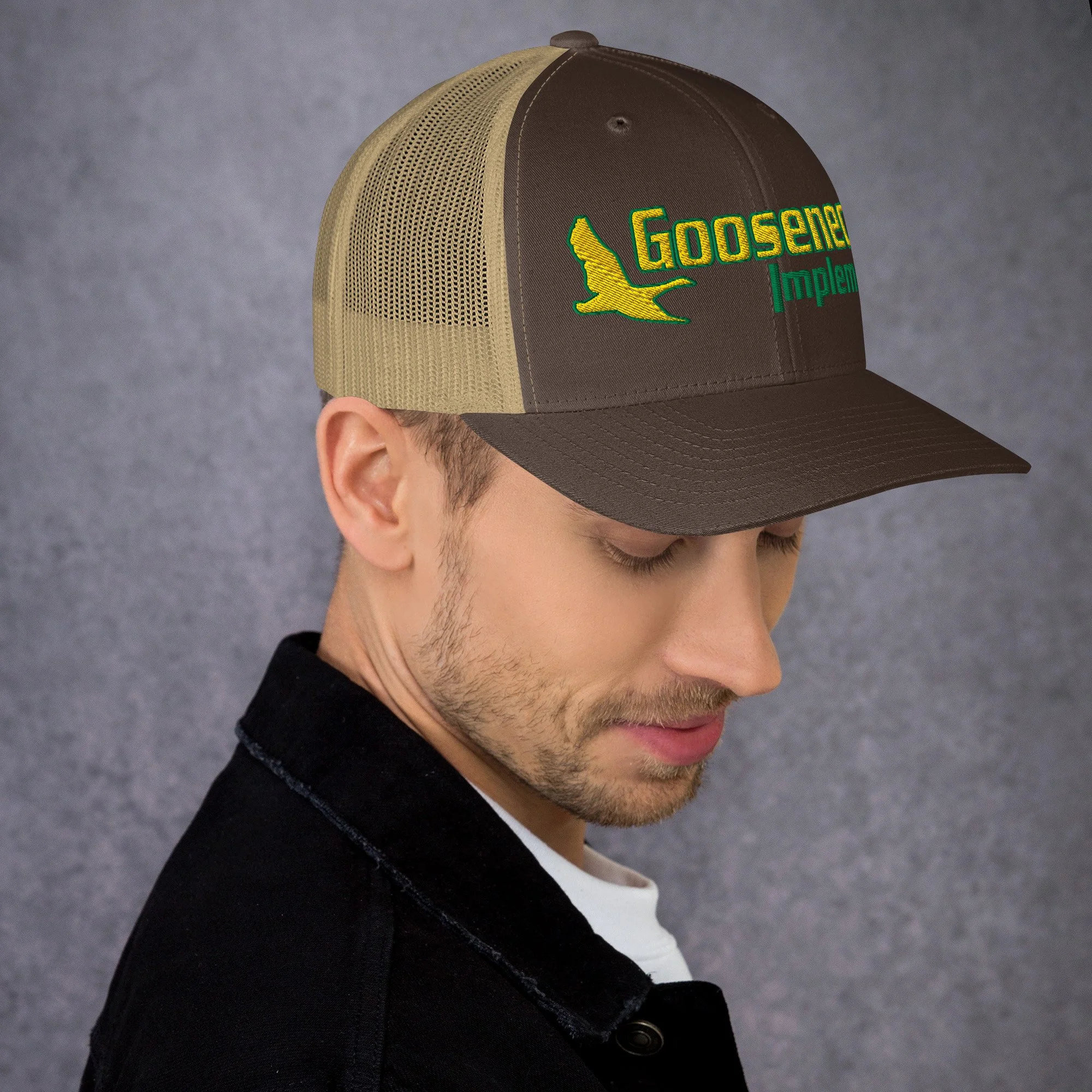 retro-trucker-hat-brown-khaki-right-6aa17a29ae5c2.jpg