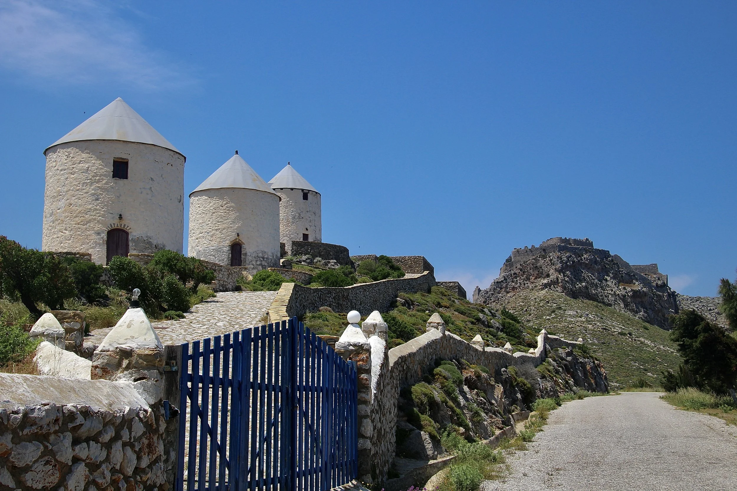 Path to the Panteliou.JPG