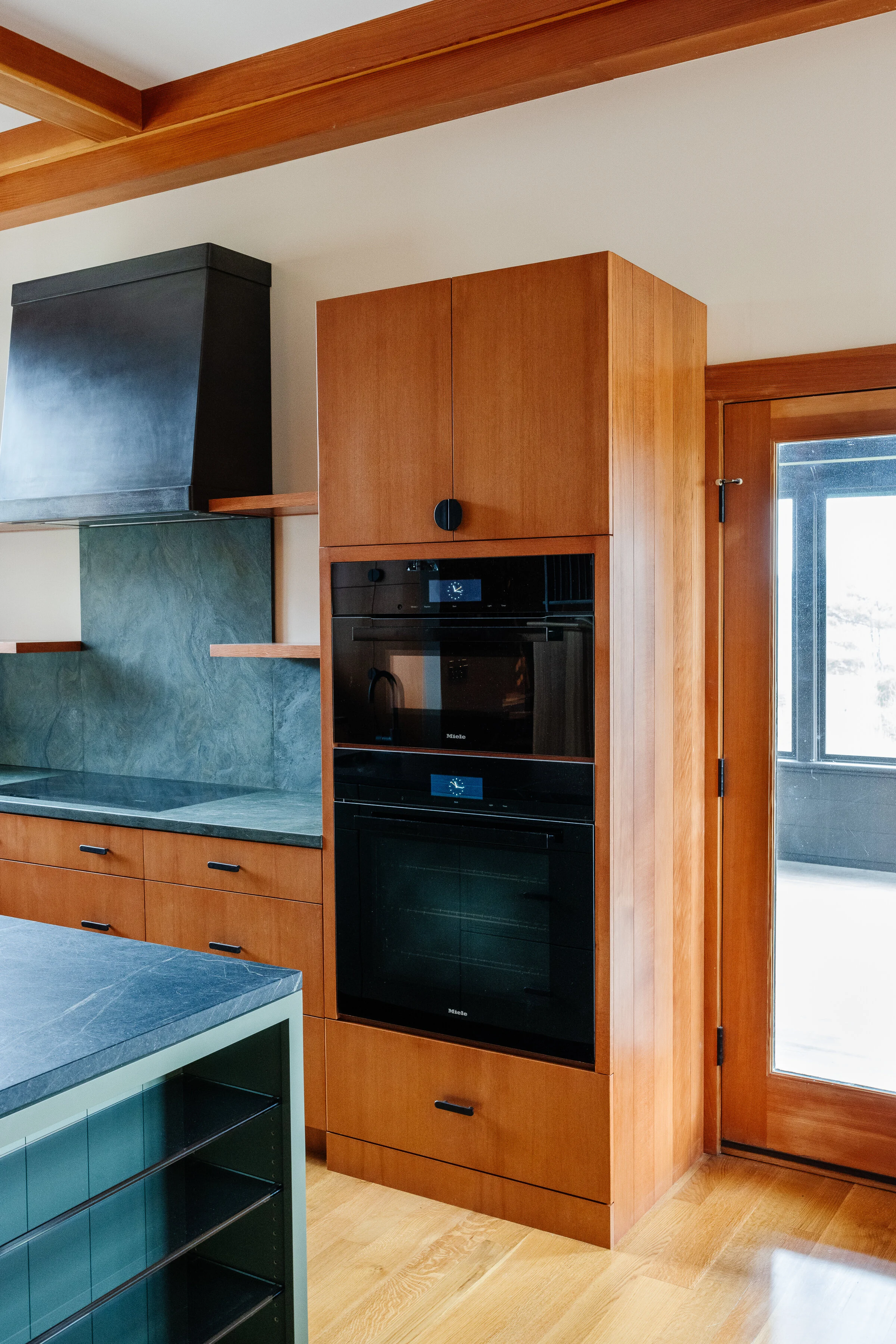 Mtn_Woodworks_Trapps_Retouched_010.jpg