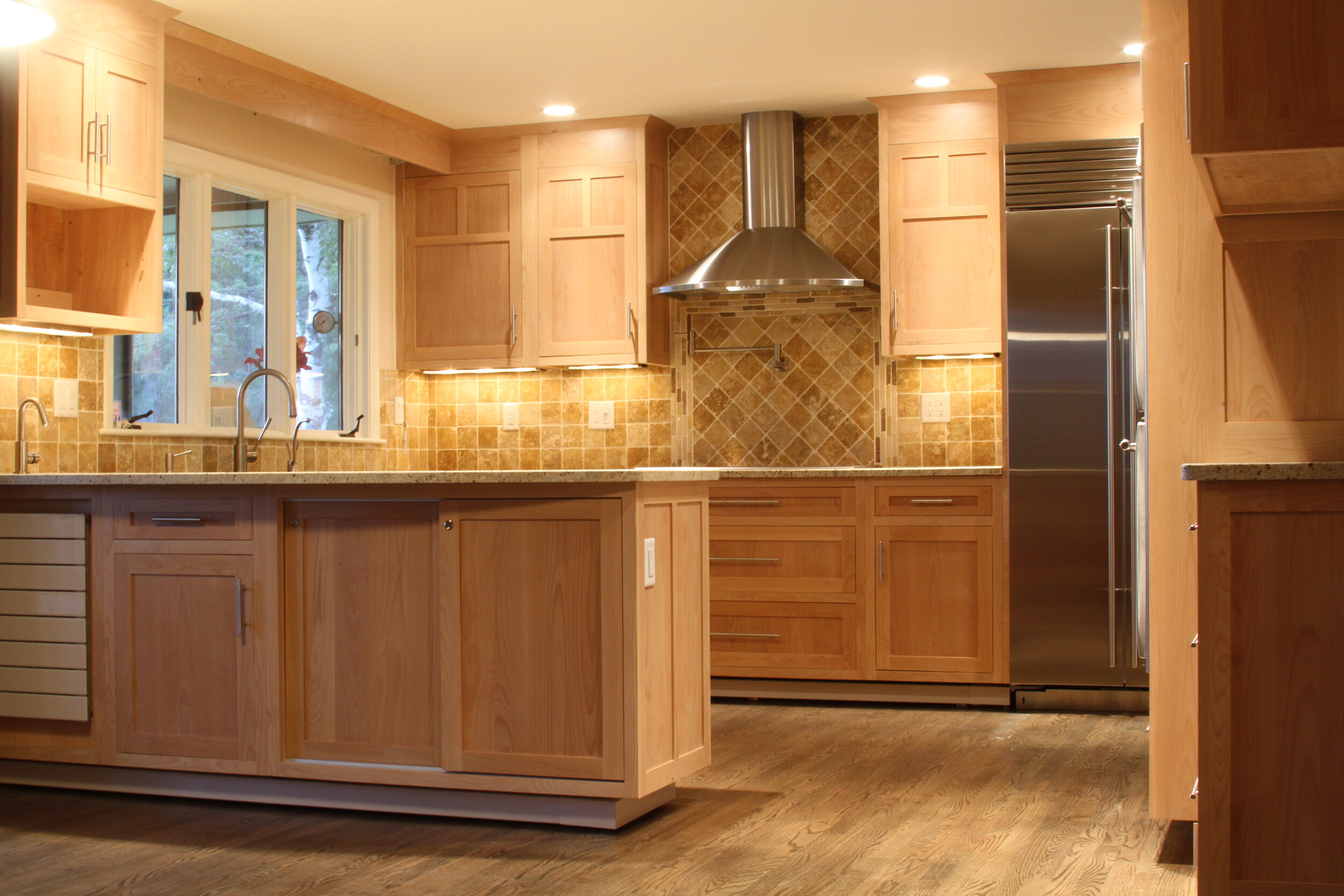 faber manch kitchen 2.JPG