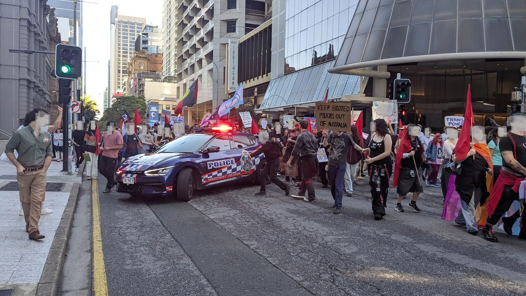 Legal Observer Report: Policing of Protest Against Pauline Hanson