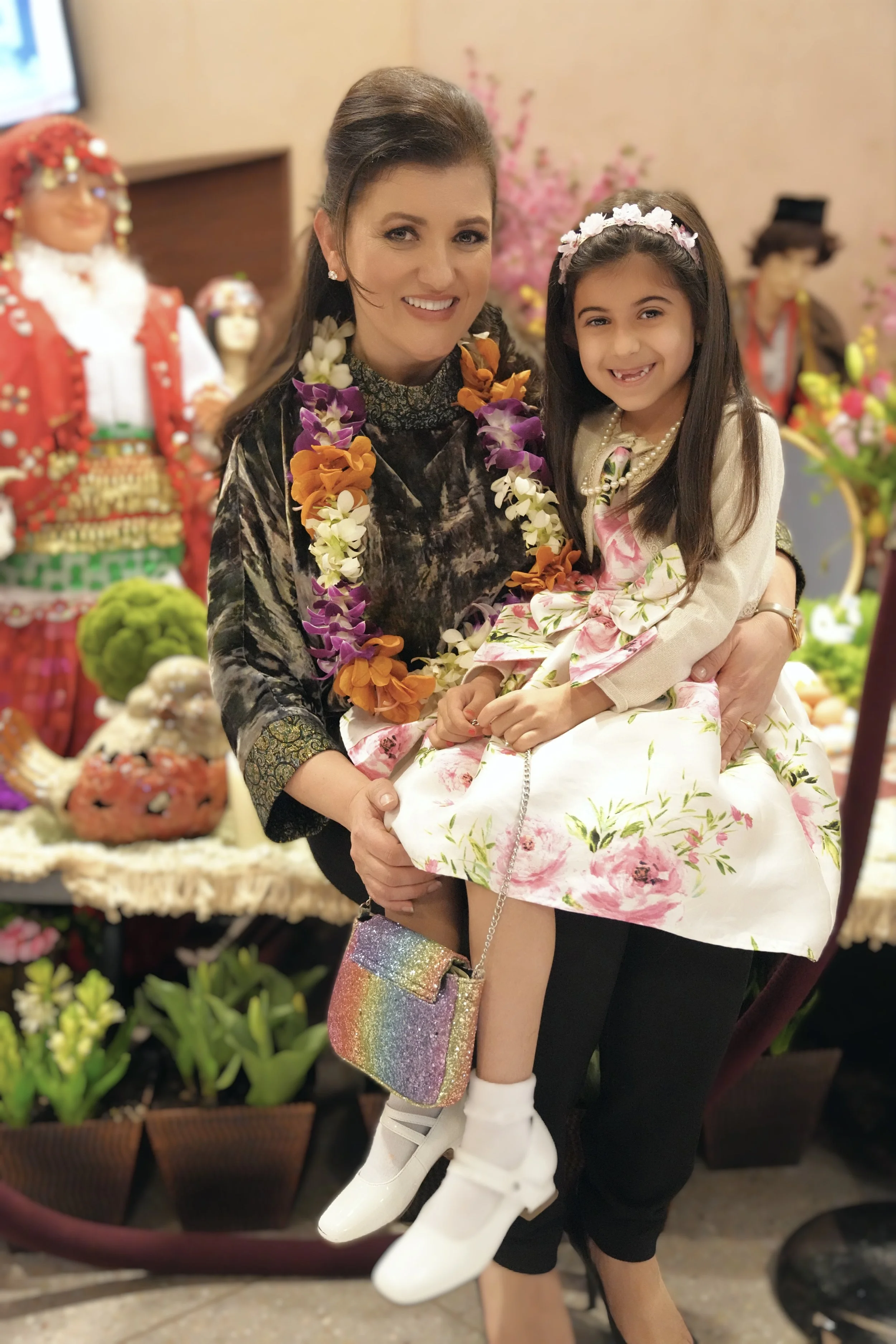 NINA PHOTOGRAPHY Guests By 7Sin table 68.JPG