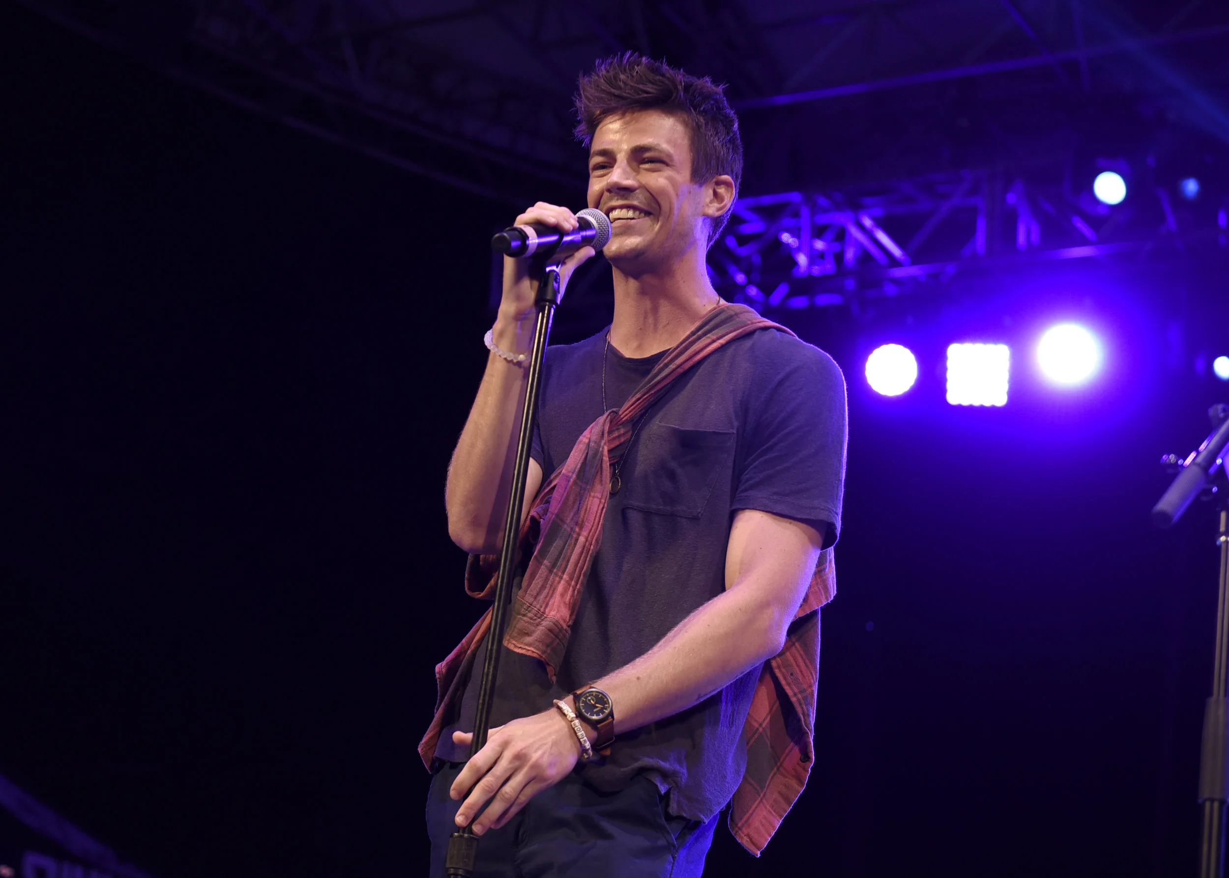 Grant Gustin