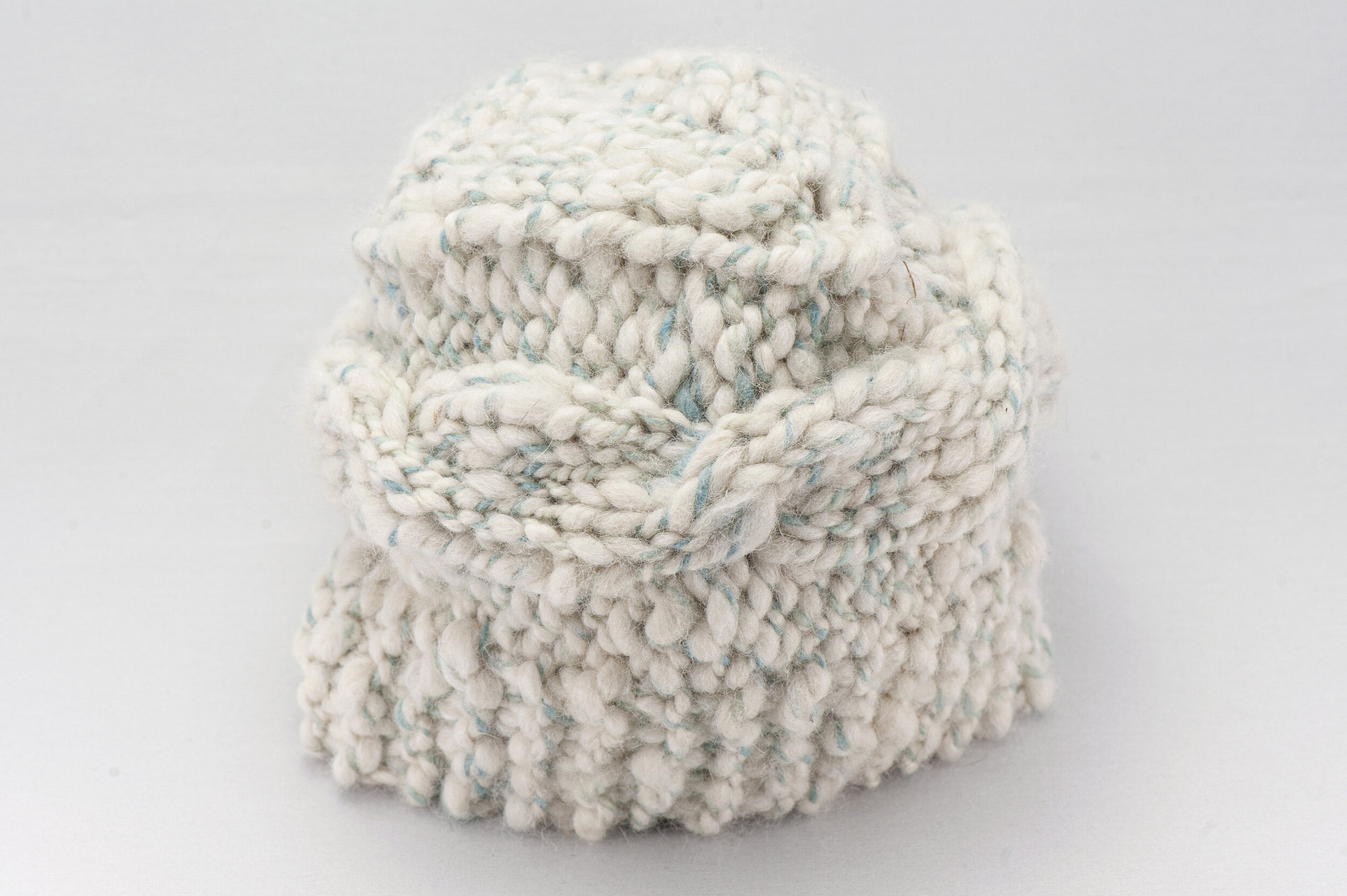 Knitted hat from hand-spun yarn