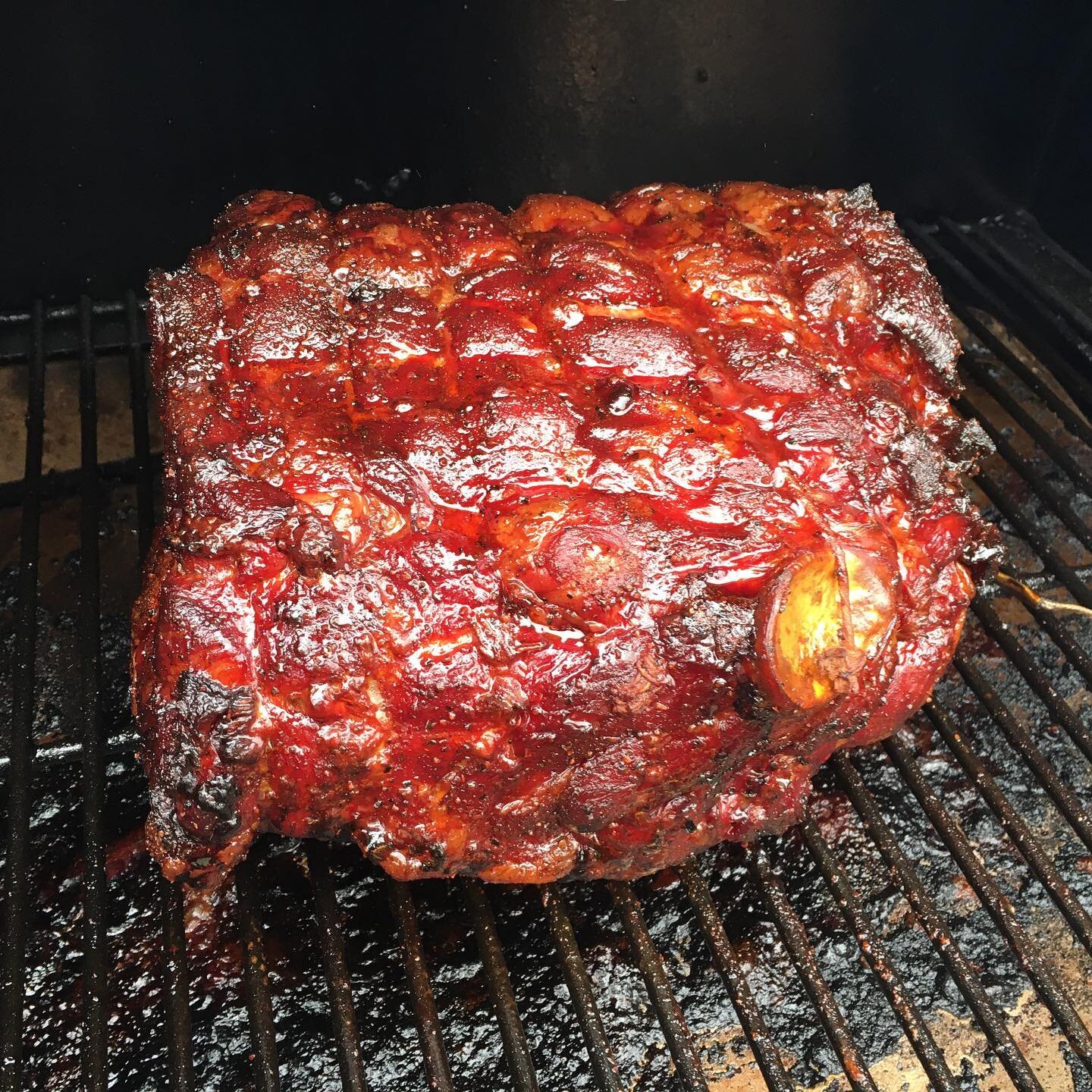 Picked up a pork shoulder from @acmemeatmarket yesterday...it&rsquo;s been on since 11pm last night. We&rsquo;ll be having some amazing pulled pork tonight!!!! #yeg #yegfood #meat #smokedmeat #pulledpork #eatlocal #traegergrills @traegergrills