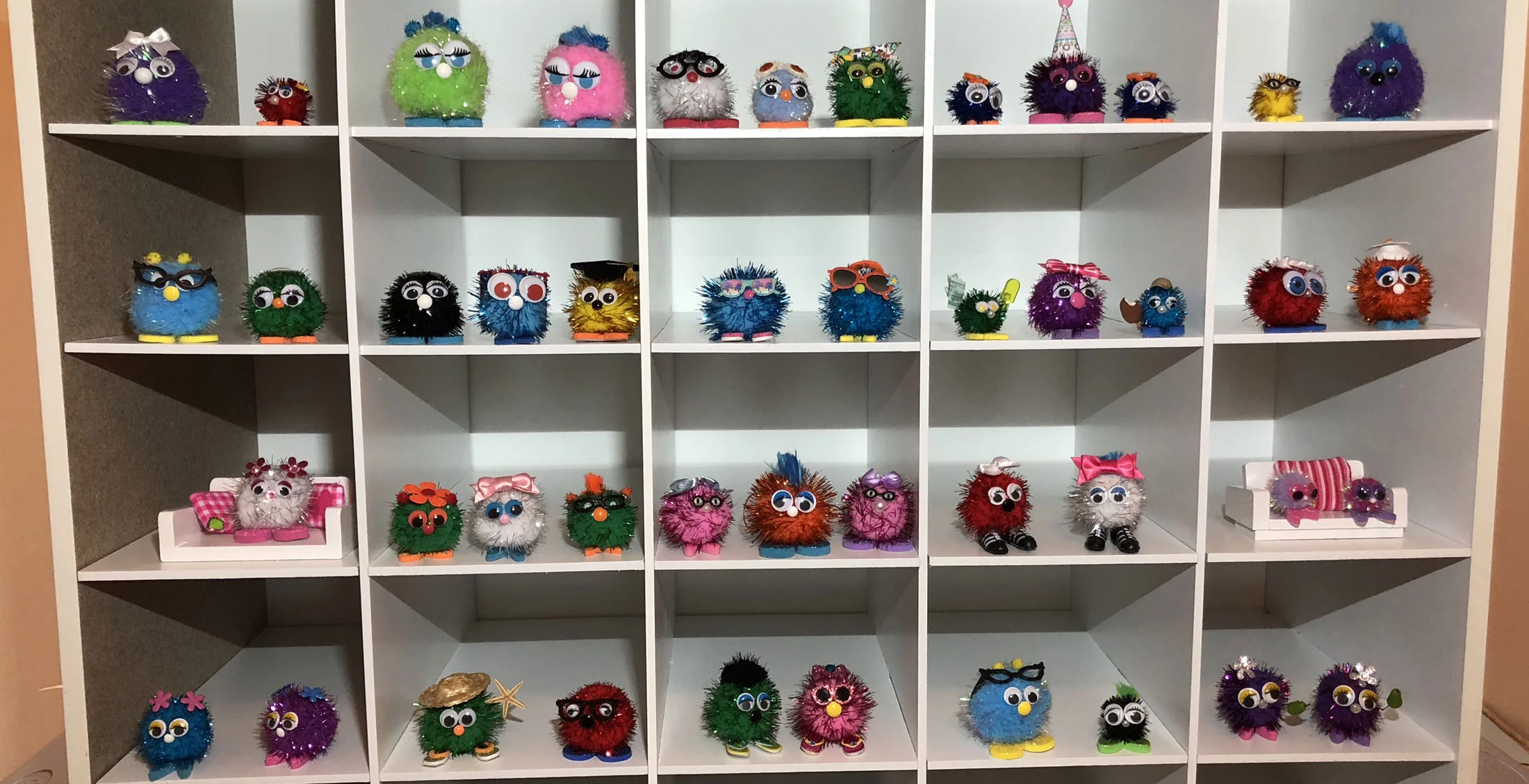 punny-peeps-on-shelf.jpg