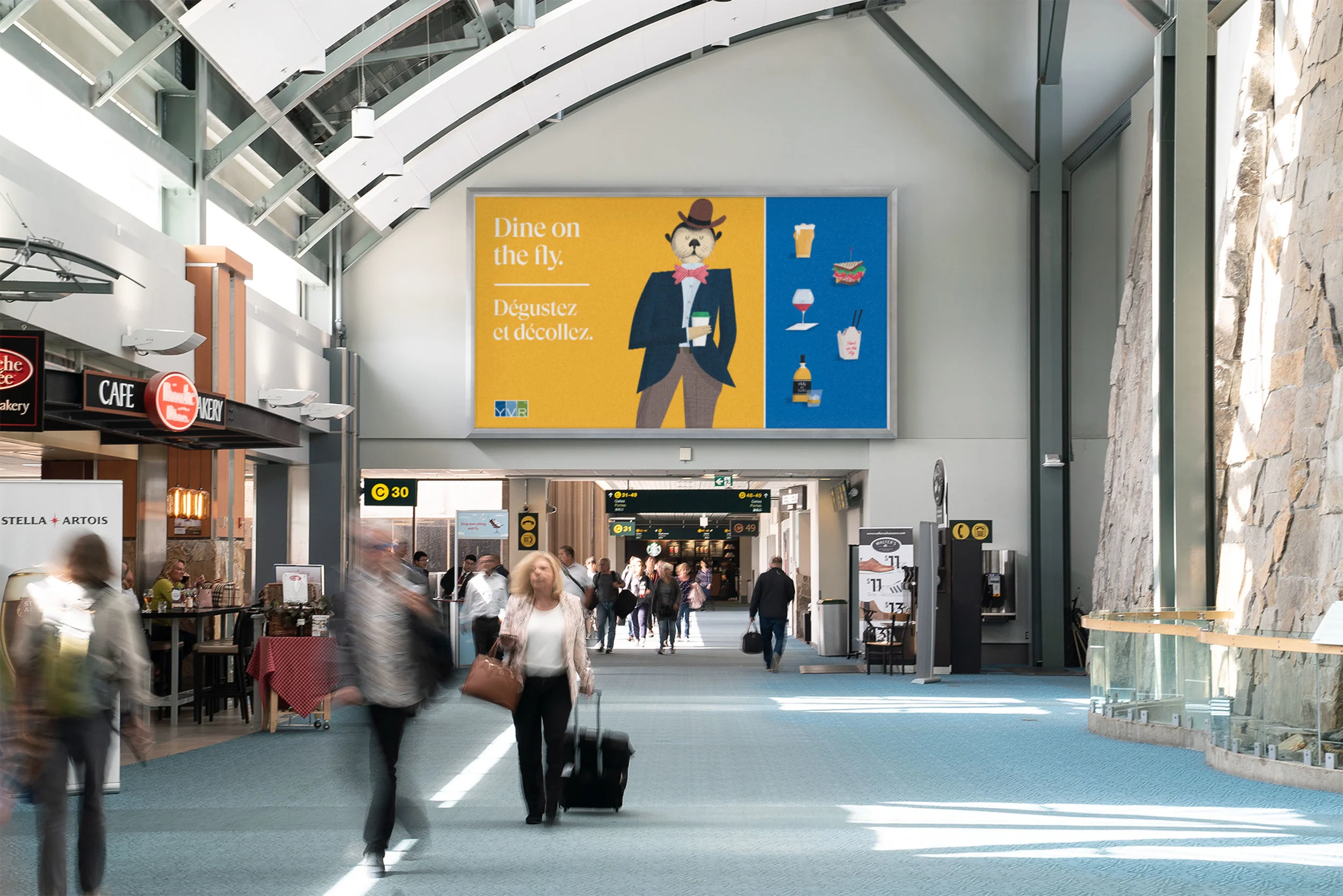 YVR-Mockup-DeparturesHallwayScreen_DSC2401.jpg