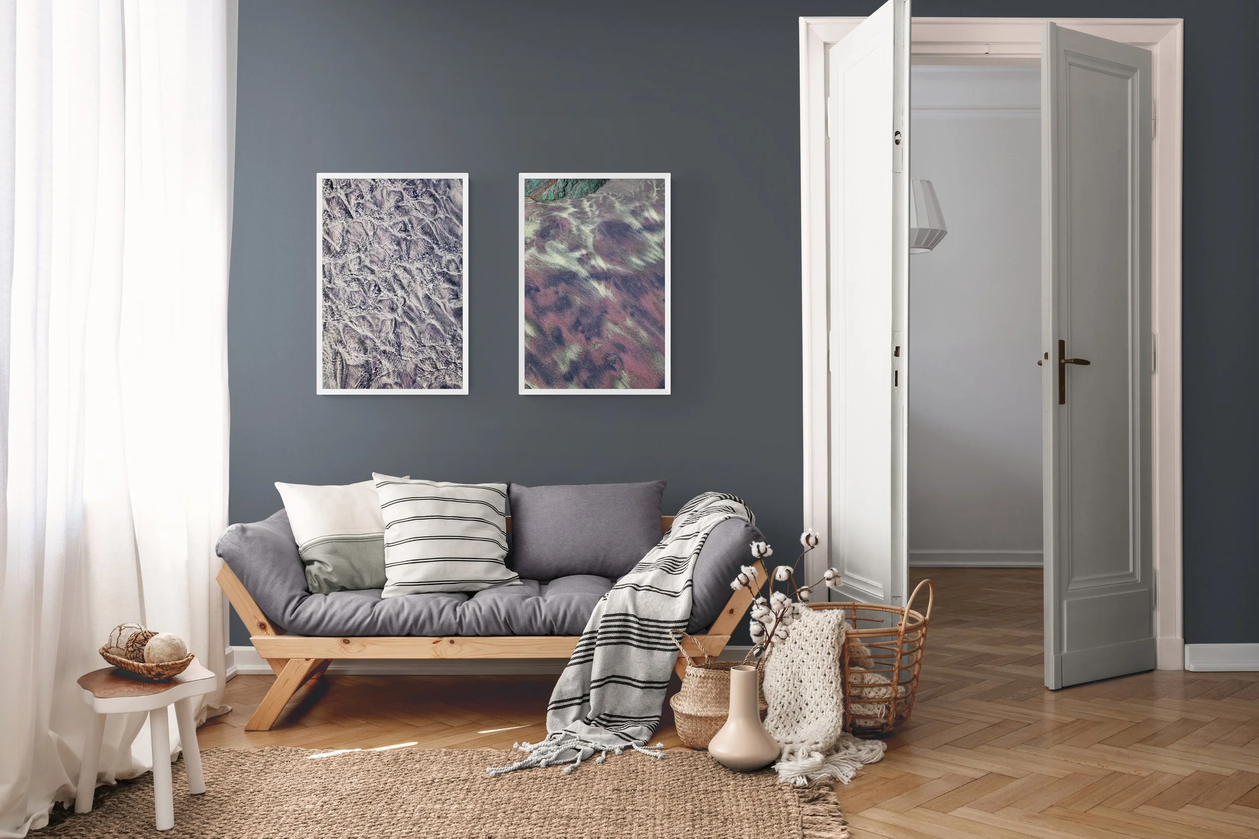 Peaceful_living_room_Wall.jpg