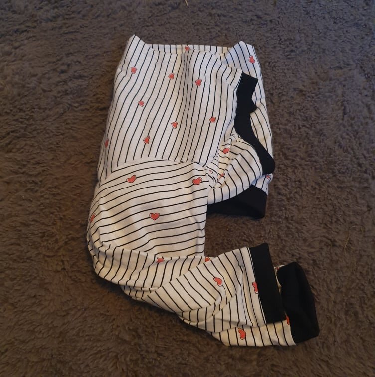 SMALL long sleeve Greyt Tee