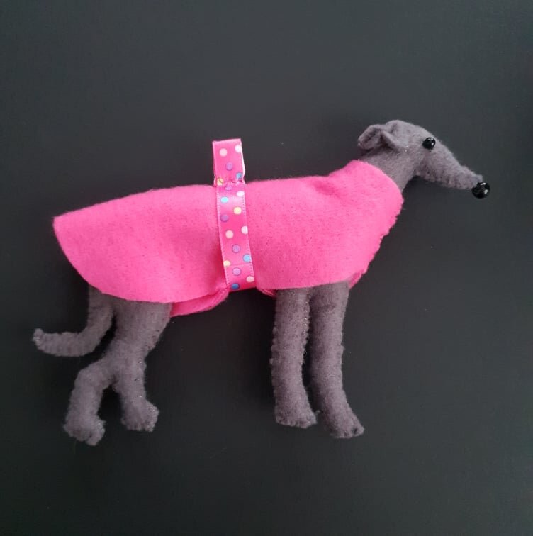 #4 PJ PInk - Grey Hound