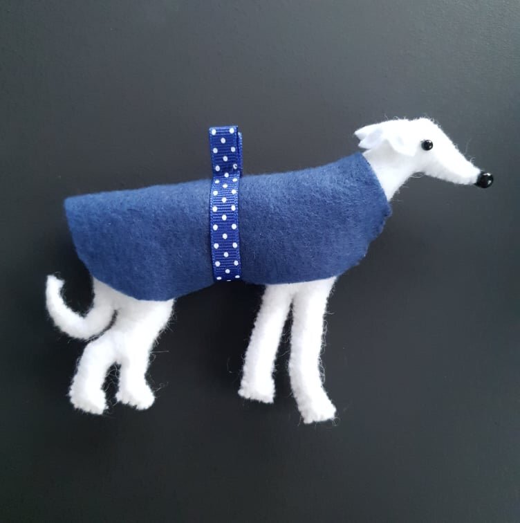 #12 PJ Blue - White Hound