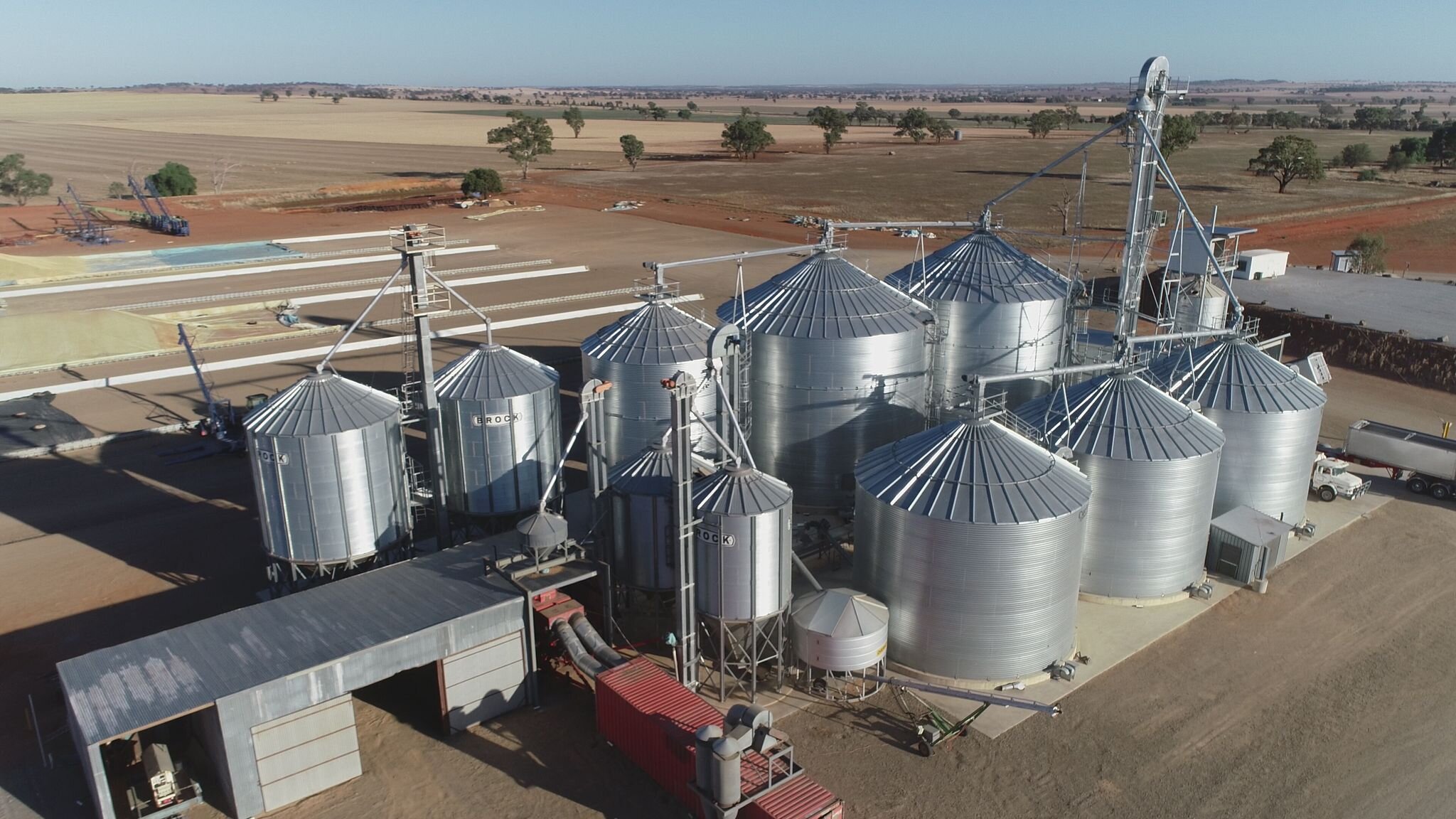 THE COST BENEFITS OF GRAIN STORAGE