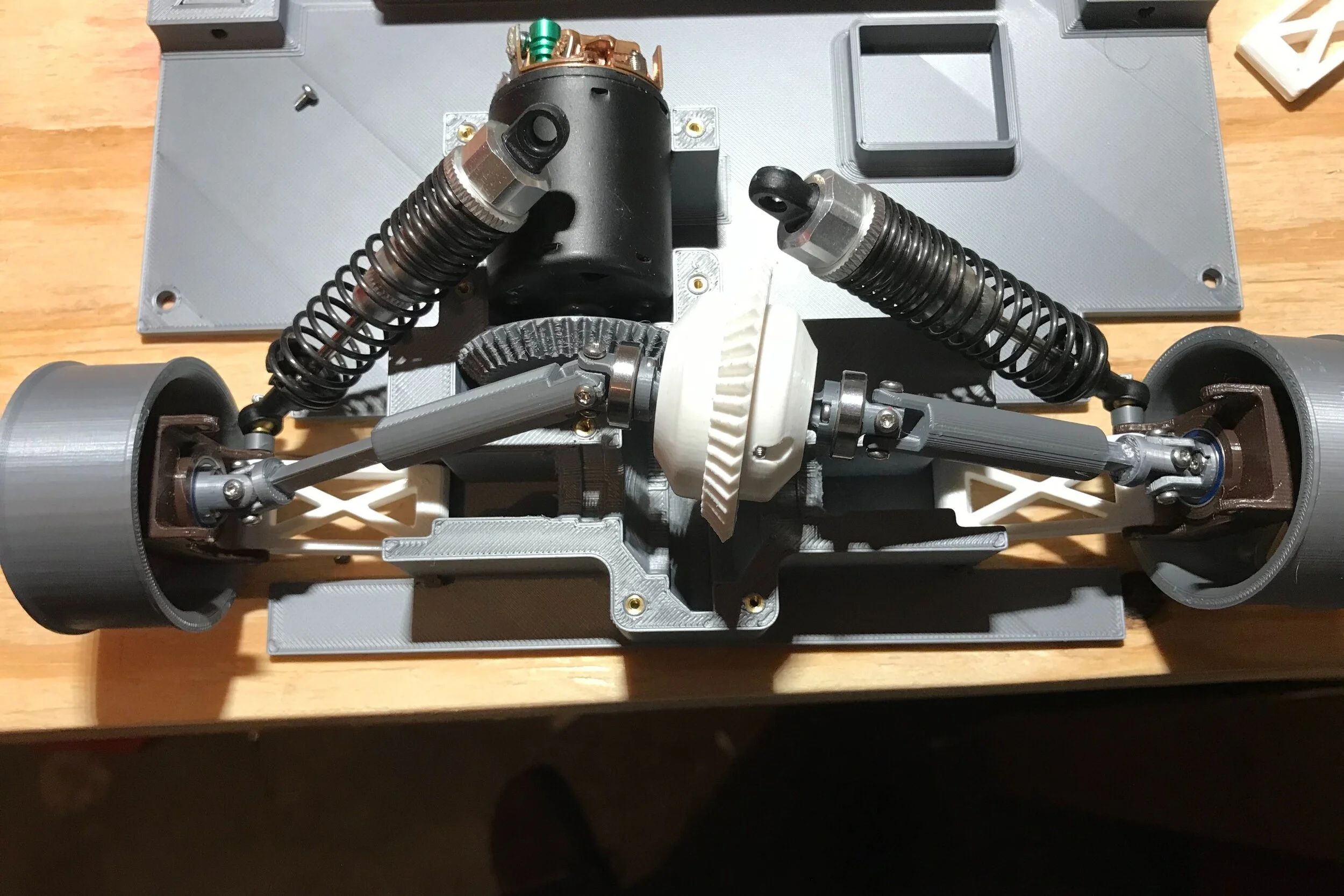 Back end of the fully-suspended car