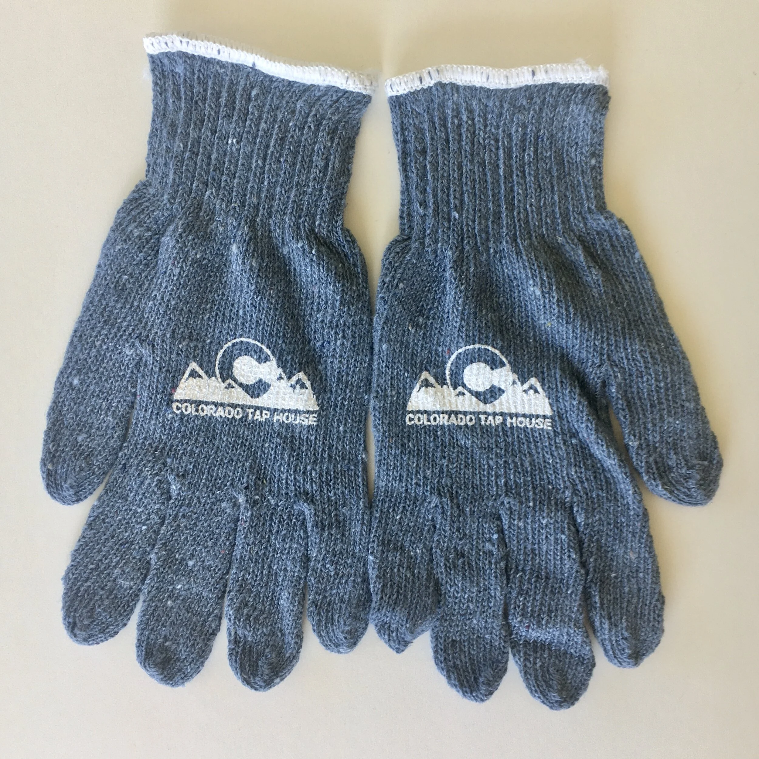 D858C575-67F0-43AE-8851-13A9D1458D3C