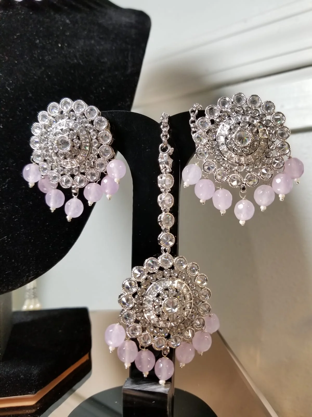 Silver Mauve Pearl Choker Maang Tikka Set  