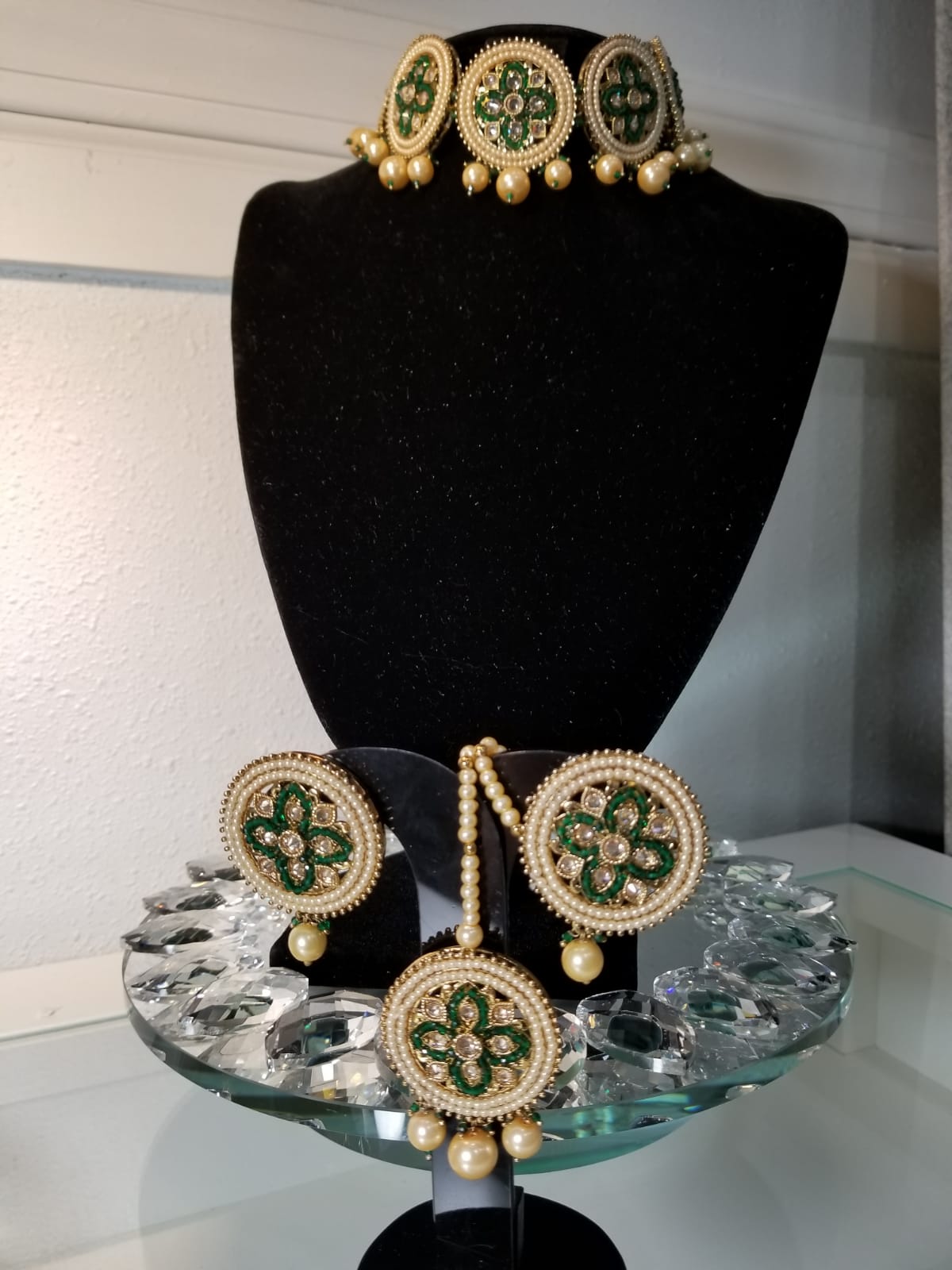 Bollywood Style Choker Maang Tikka Set