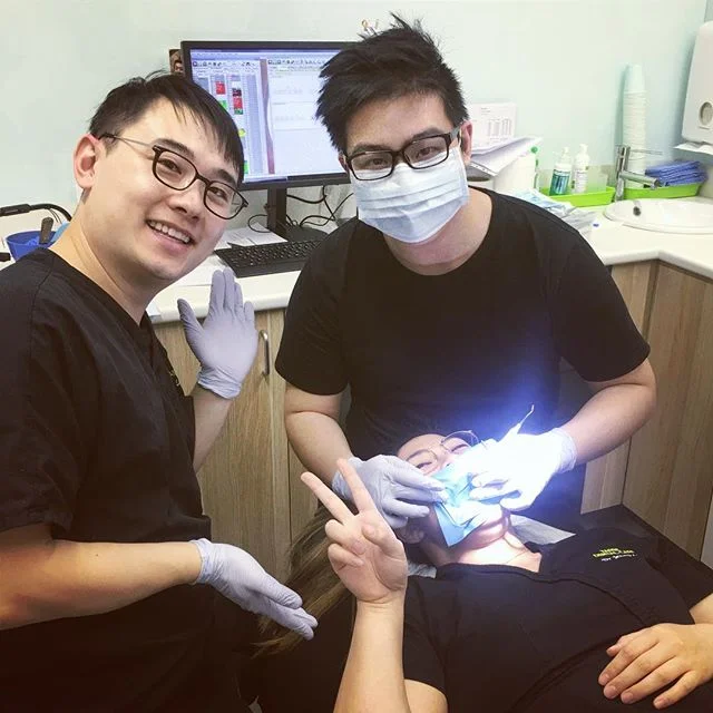 #throwback to when I helped a young dental student do his first fissure seal 
#irememberwhen #memories #tbt #teaching #learning #dental #dentist