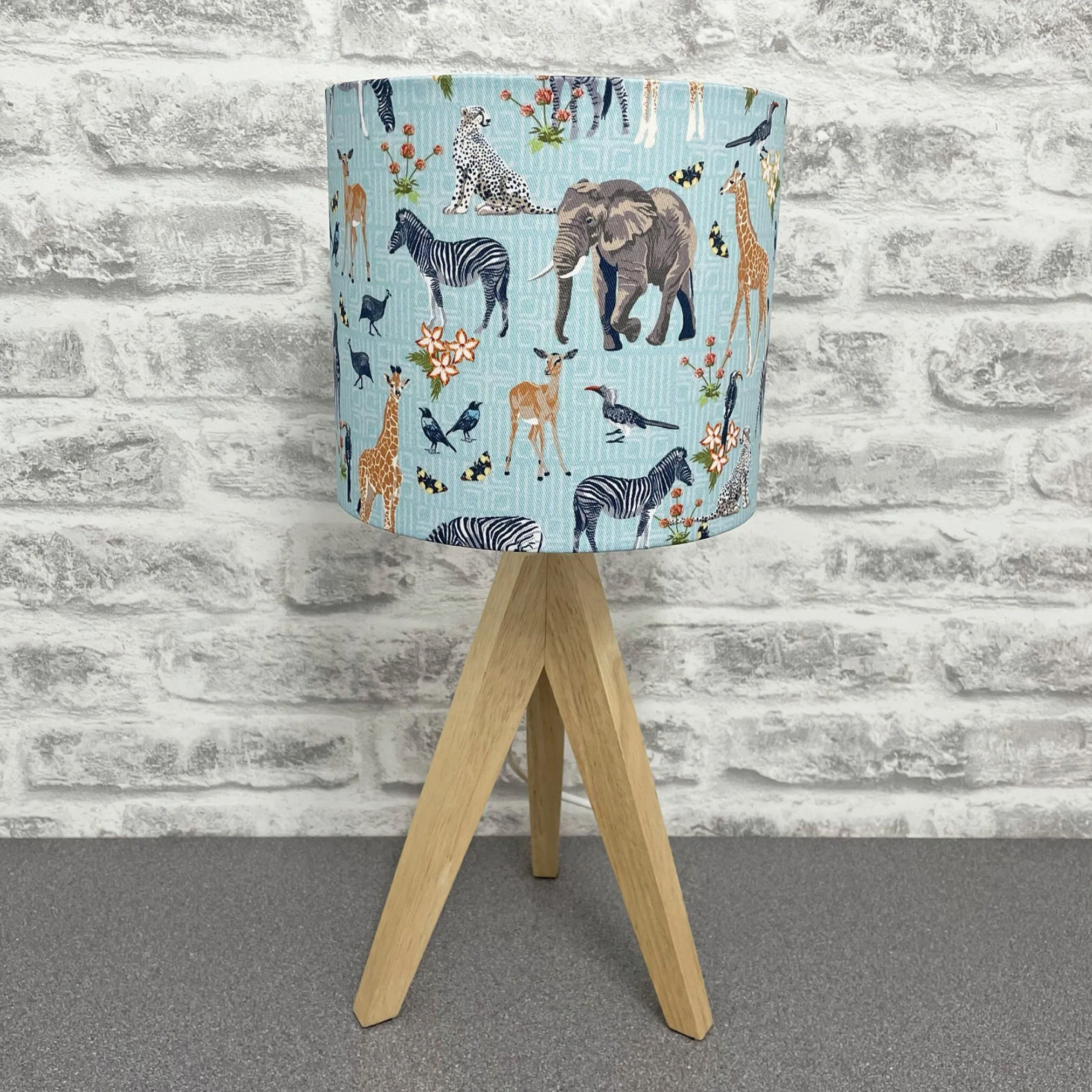 https://i.etsystatic.com/7803988/r/il/746485/2933996258/il_fullxfull.2933996258_6fnq.jpg