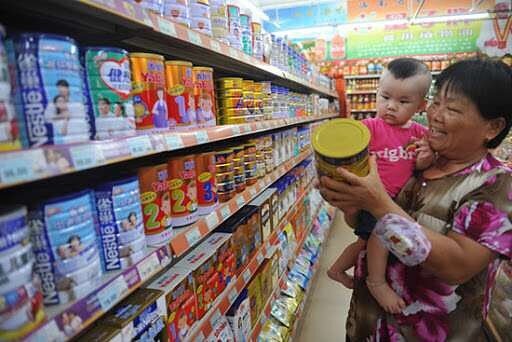 Louise Roy: There's a very interesting story behind the popularity of milk formula in China.