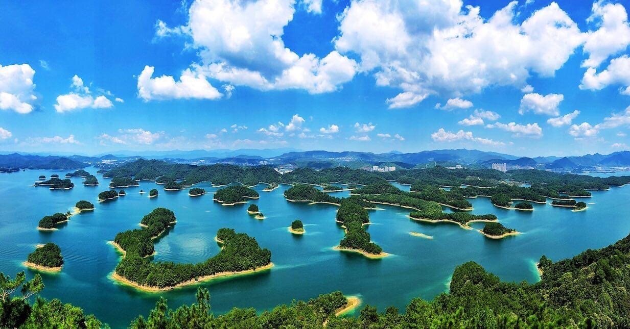 Question 03. Michael Zee’s favourite place to visit in China: 千岛湖 (Qiāndǎohú) Qiandao Lake / 'Thousand Island' Lake.