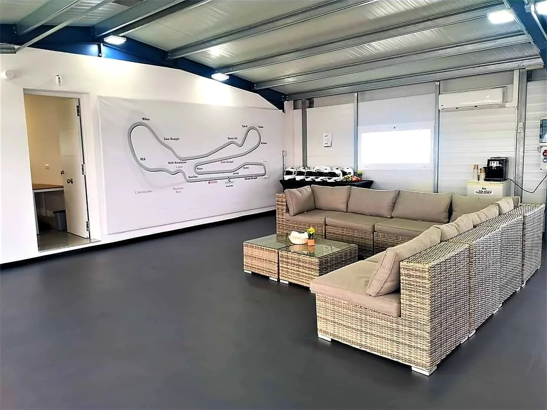 WhatsApp Image 2022-04-07 at 13.41.42.jpg