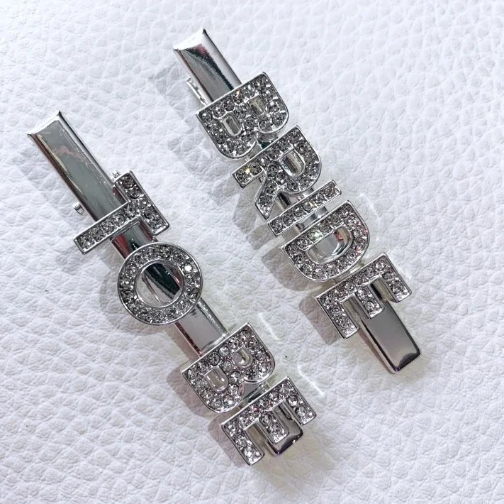 'BRIDE TO BE' Hair Clip Set