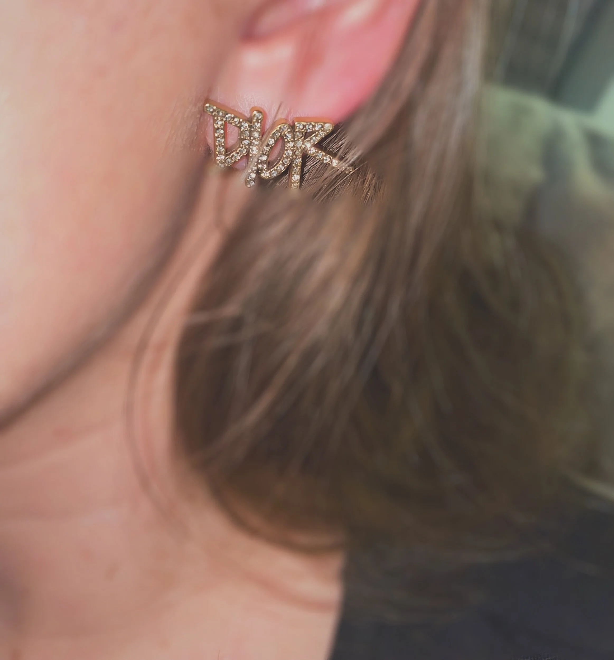 0BF91C6B-4515-4D1F-AE76-A0E2A679424F