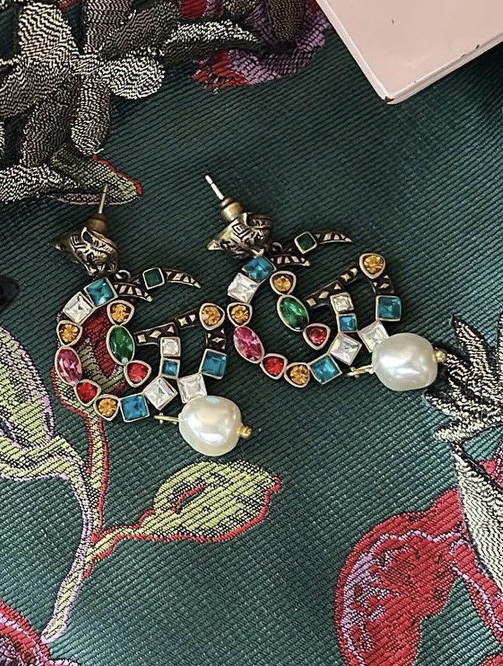 65CDAA14-EFB9-45A5-A561-9A083B27A5C2