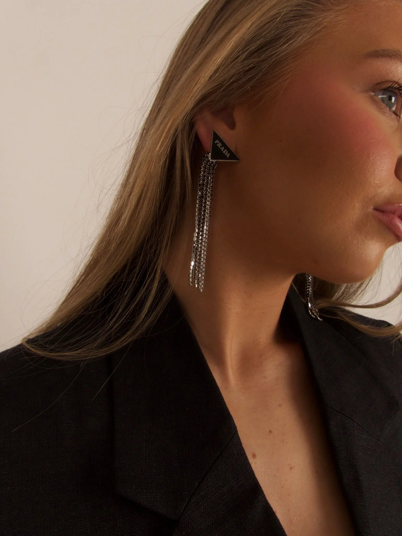 025F233B-CA3E-40EF-ACA1-23D48872AAC7