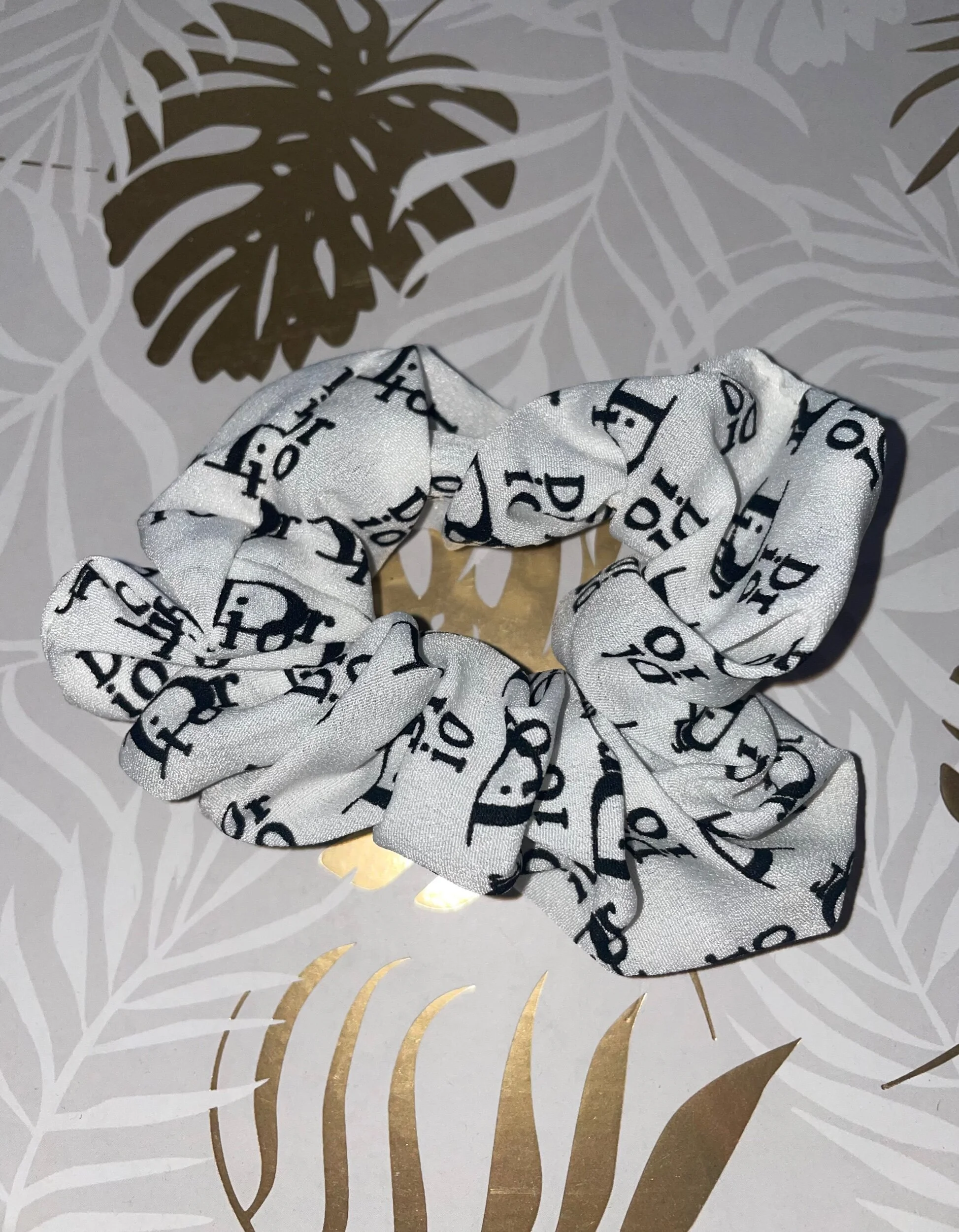 574B198E-3E96-408C-8705-9D4C4C9996A3