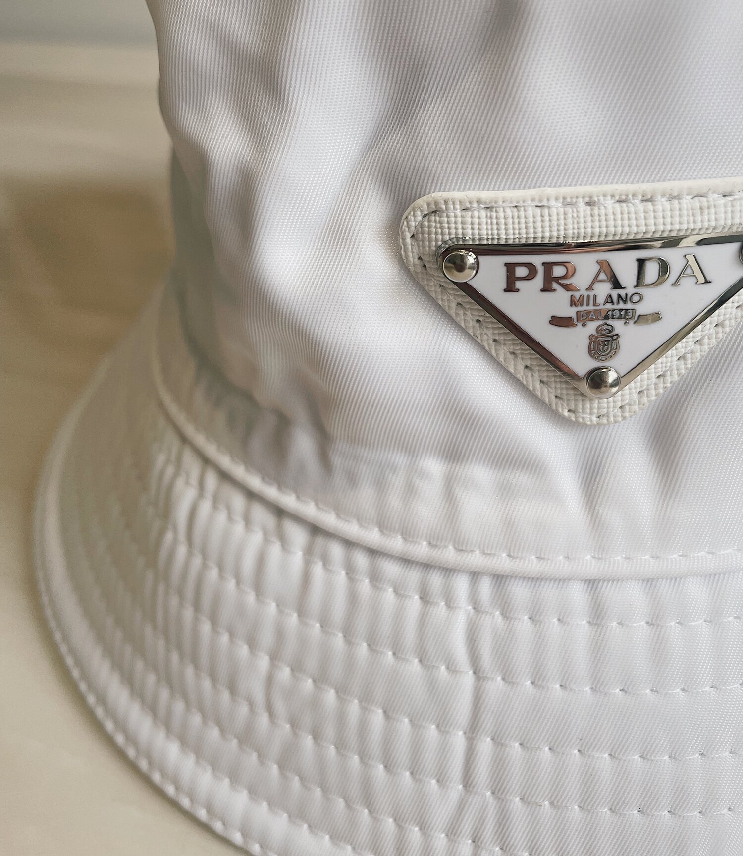 4B4CD477-1AE5-4D8C-9113-862C84D01D18