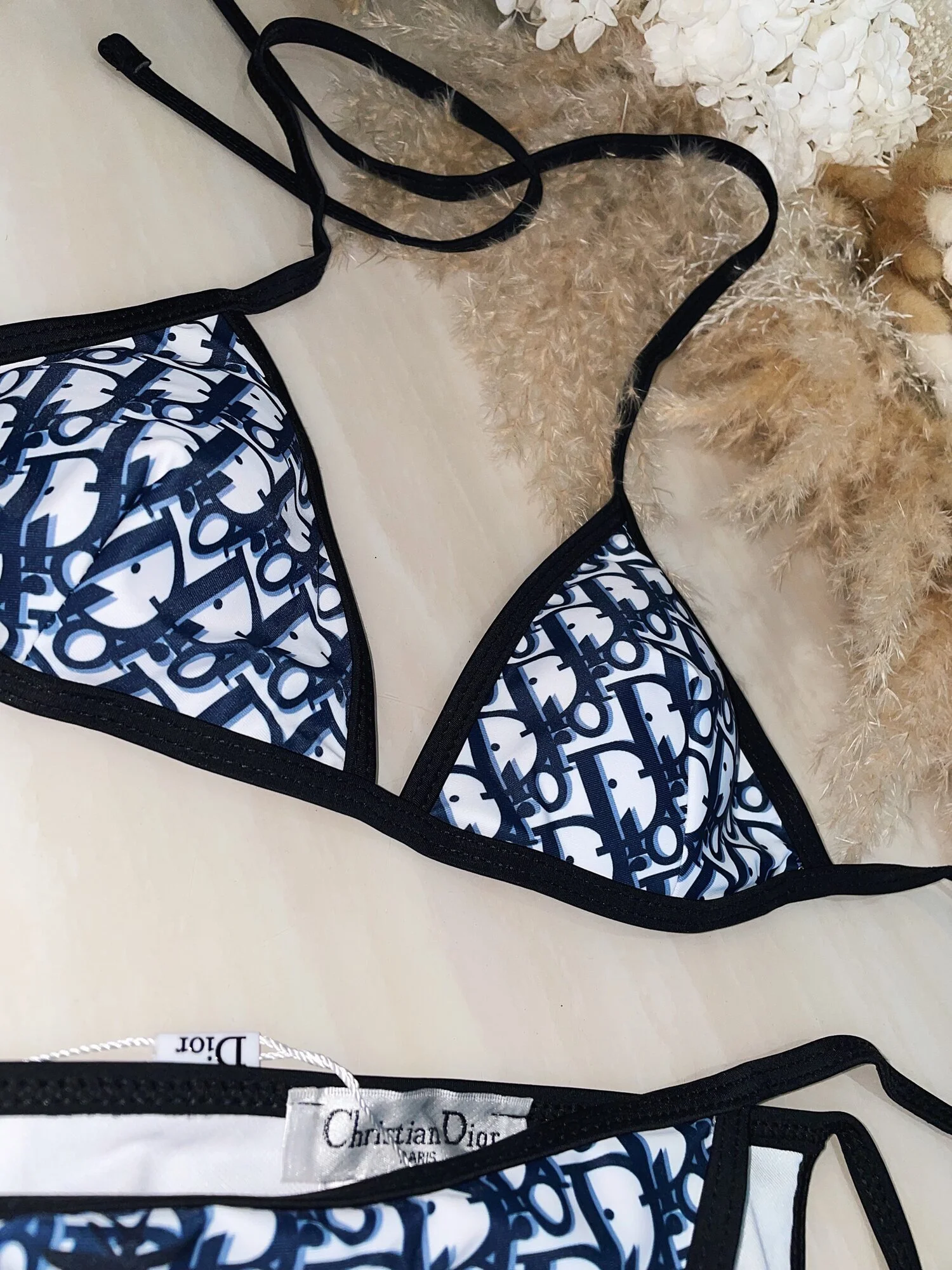 30302D6B-79F7-4D6A-80C7-36D733442D5C