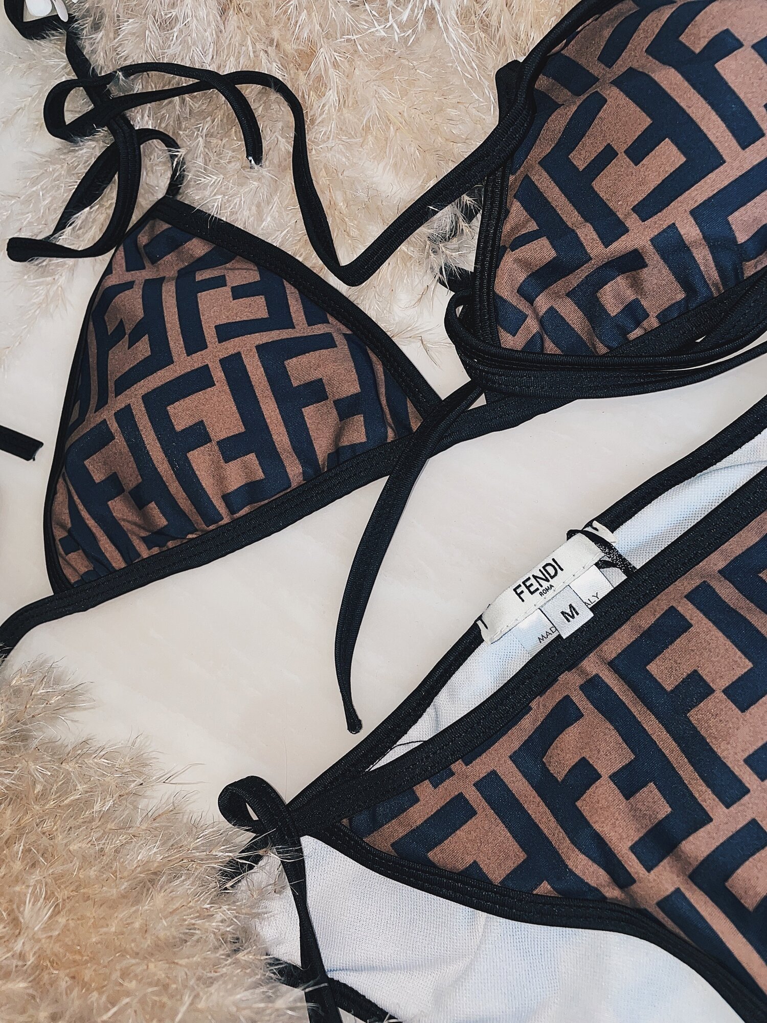 039C44E3-C47F-4DFF-93D1-661B53C4AA55