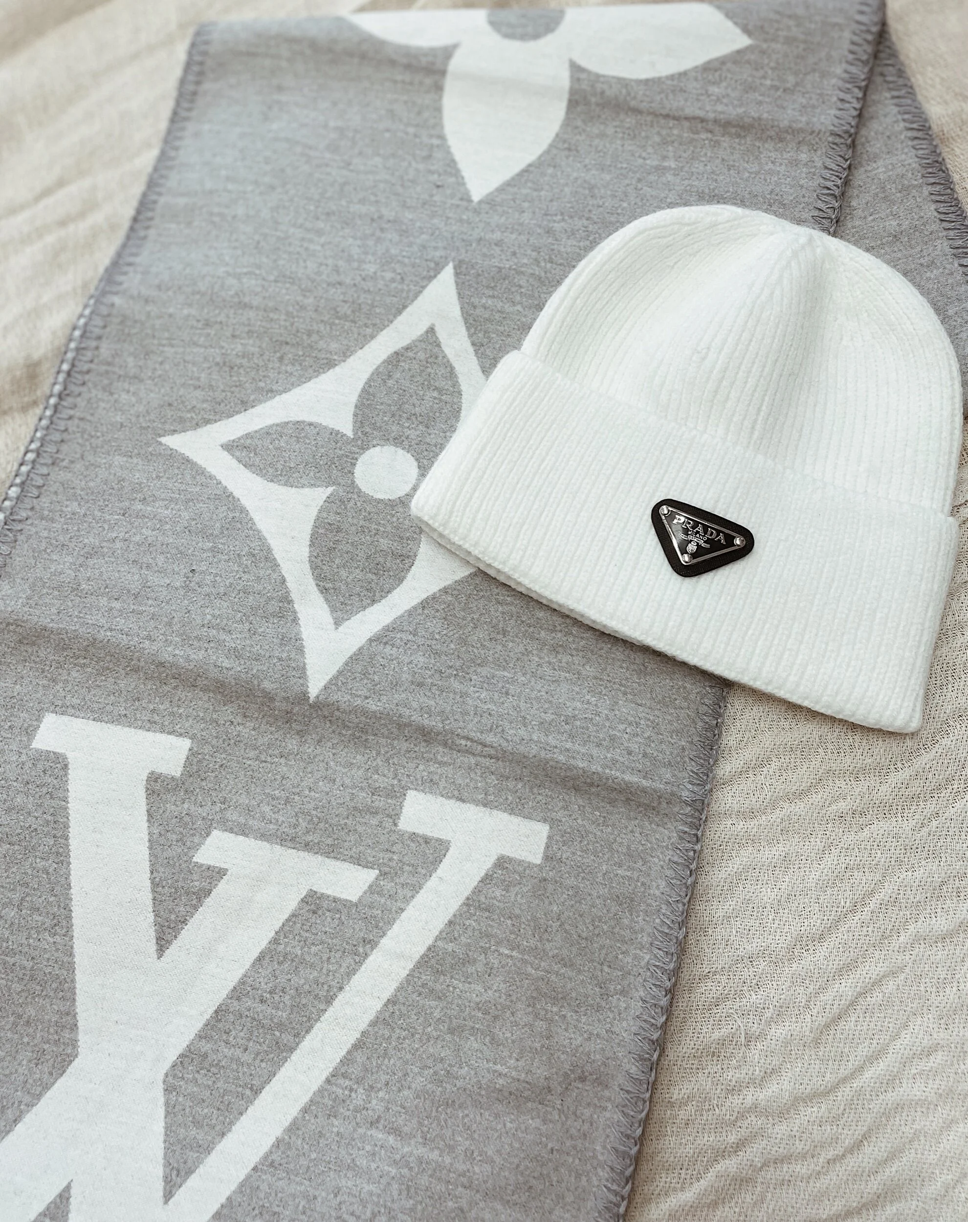 8E80E266-1A43-4ED3-9C59-A1F8039F426B