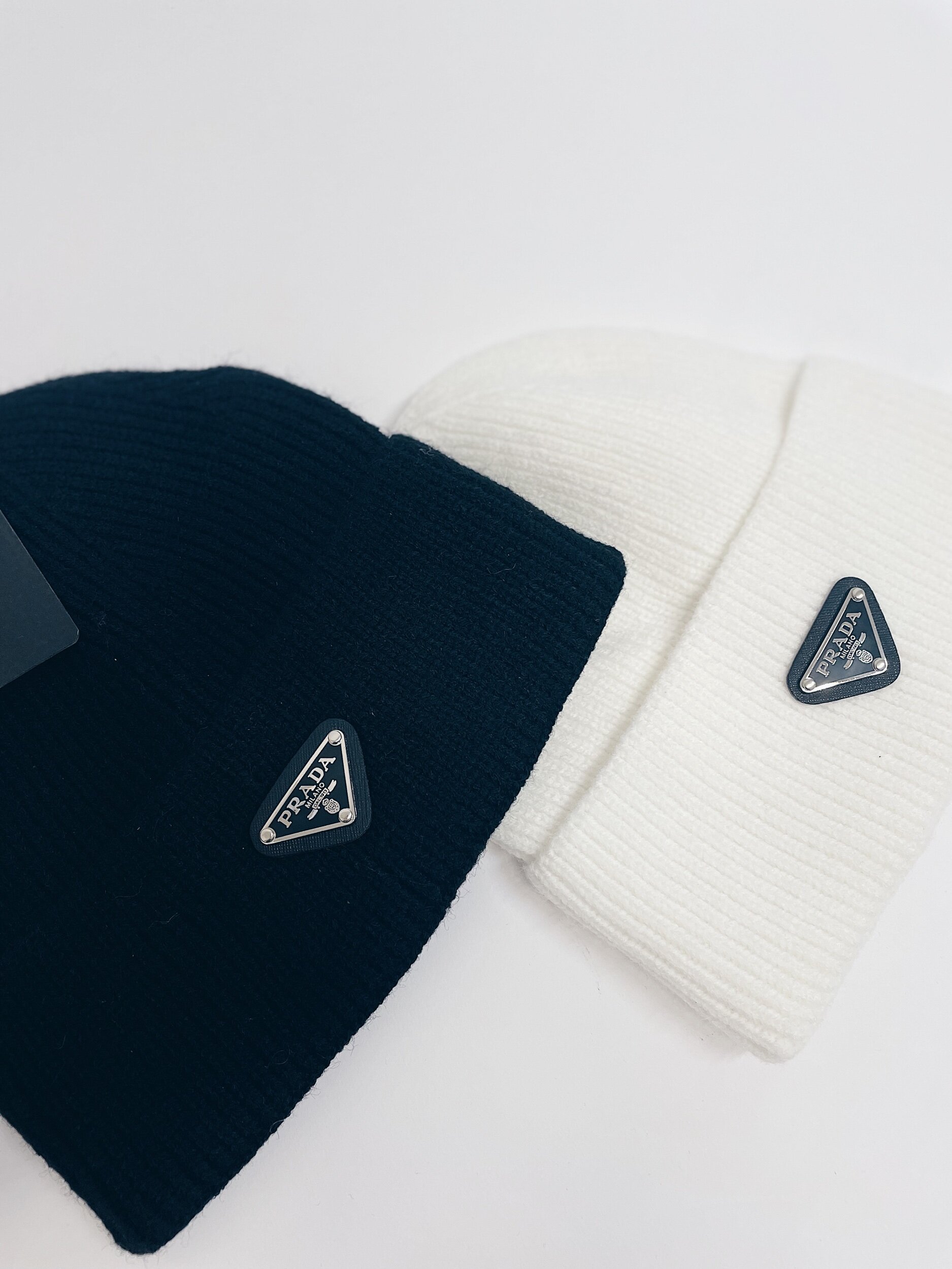 9144E144-8696-4752-8C8A-8C8FE137C9A8