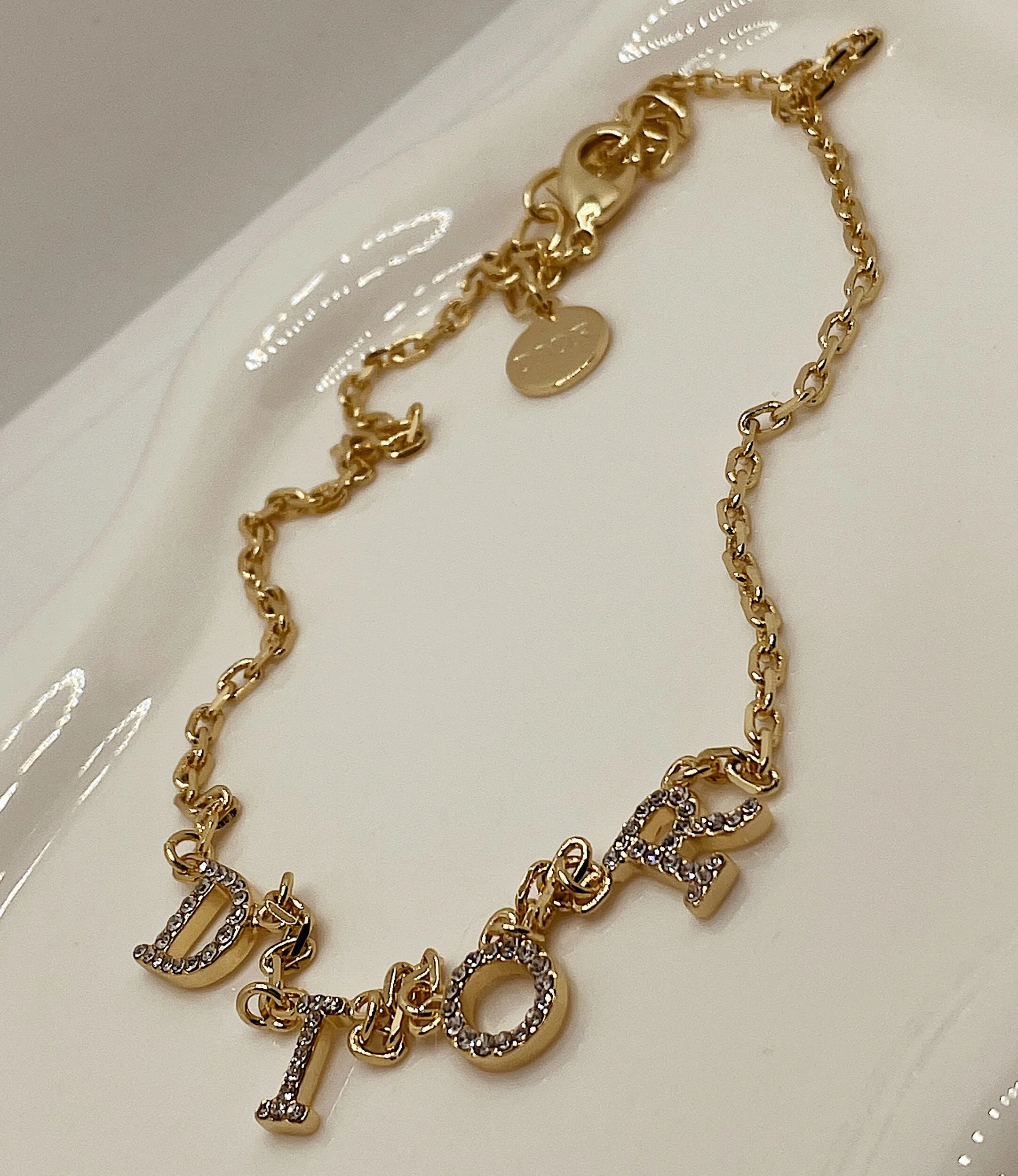 9FA7AB29-DF19-42EA-BB09-A6ACF34F7A2C