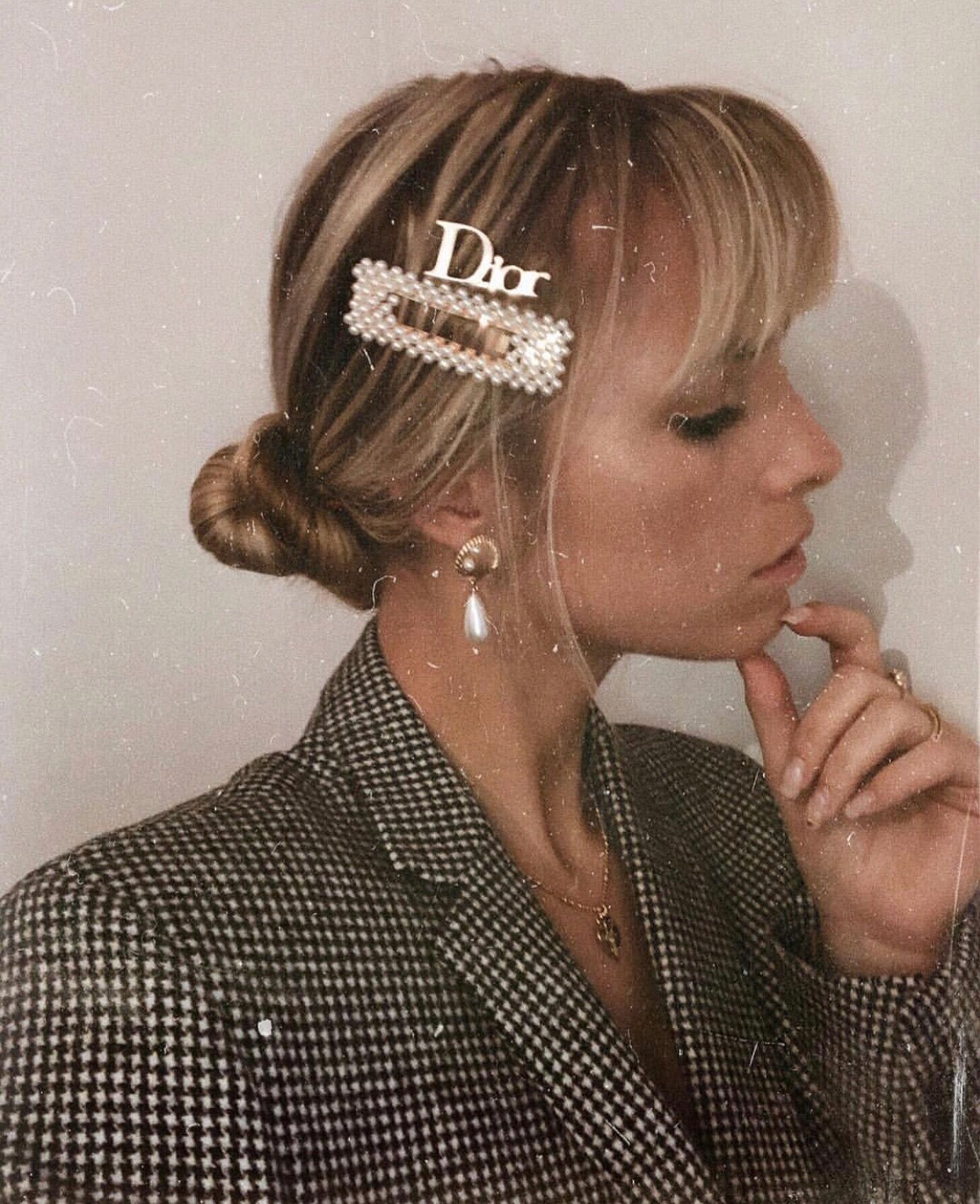 Obsessed with pearl hair clips 😍😍

#pearlhairclips #pearlhairpins #olivierluxe #hairaccessories #hairjewellery