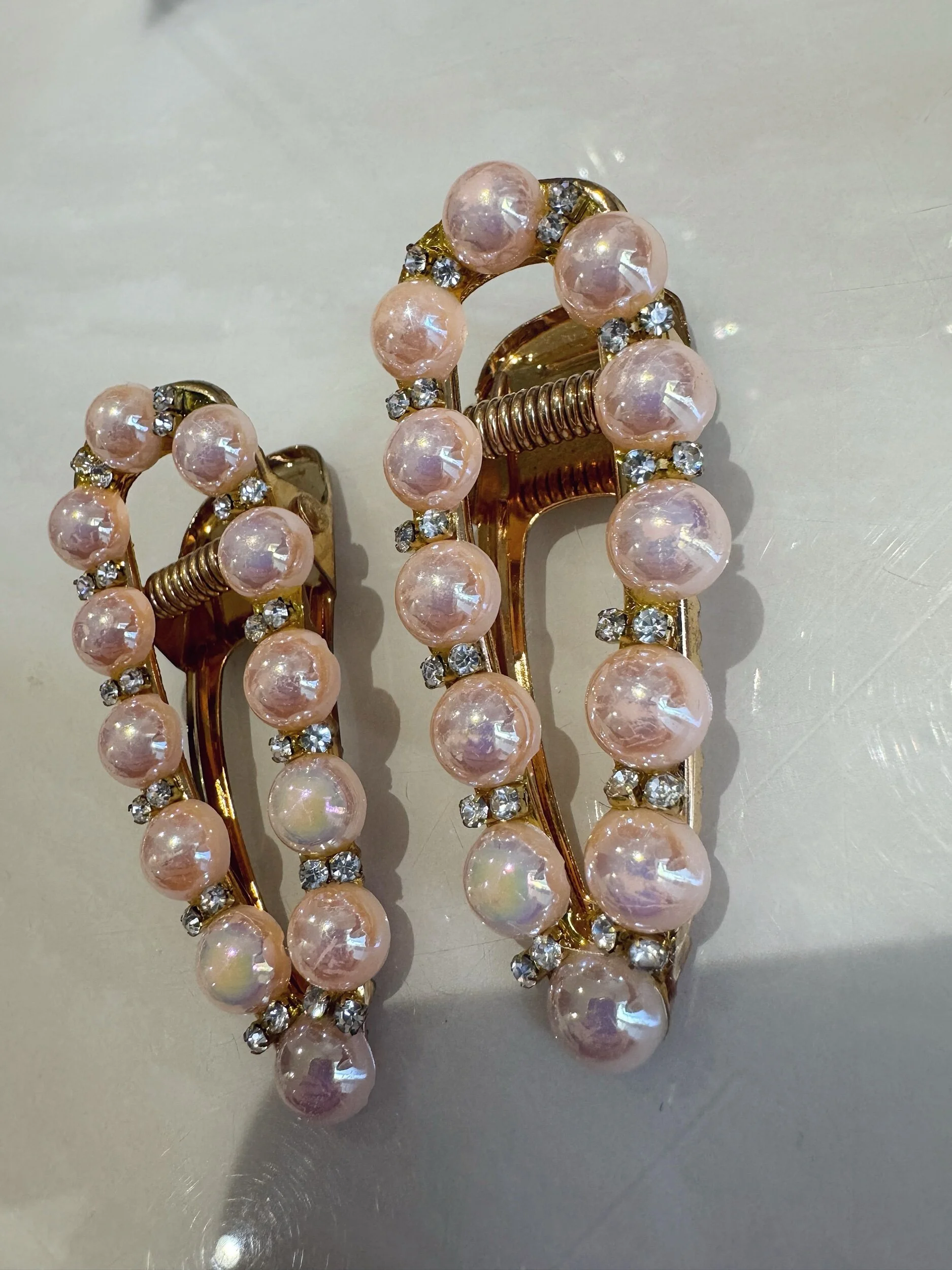 B56EF8E2-5F49-47F6-827B-3D3B7AA09A69