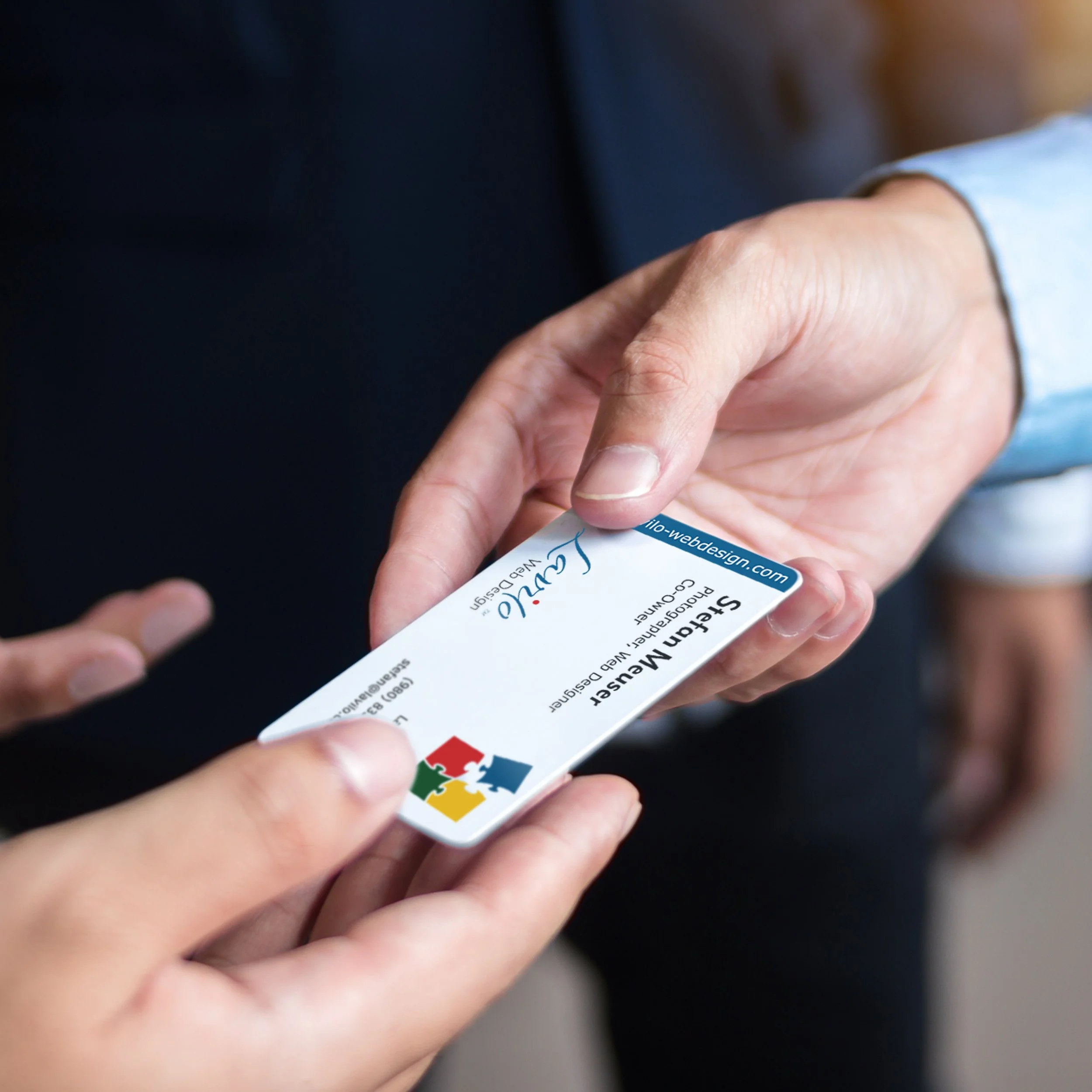 5 Business Card Design Blunders to Avoid
