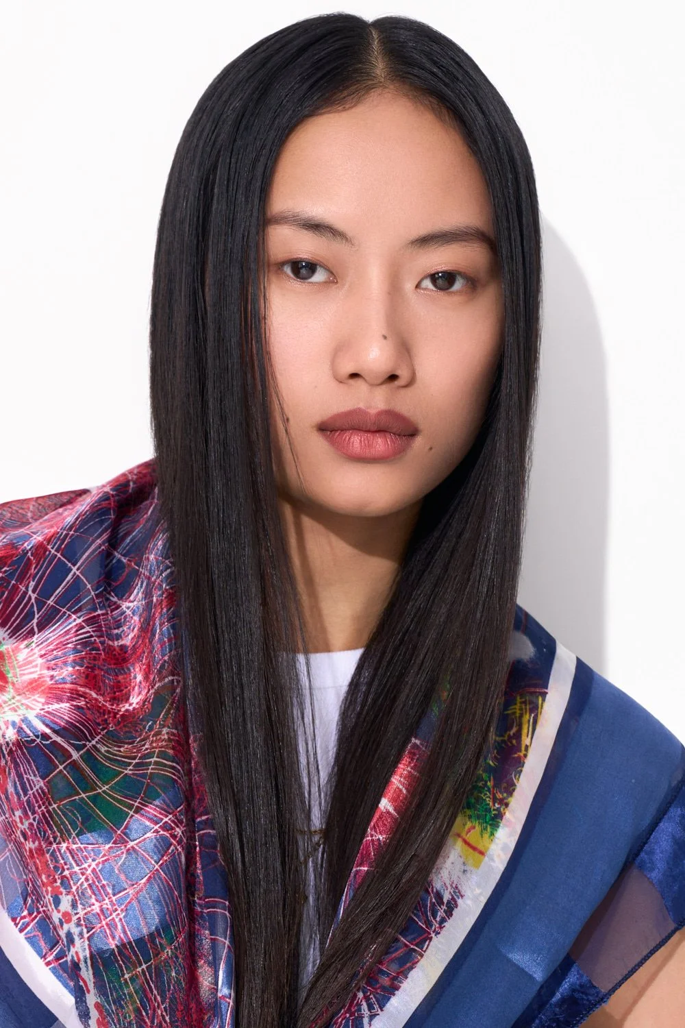 Model_portfolio_Headshot_London_Iamheadshots.jpg