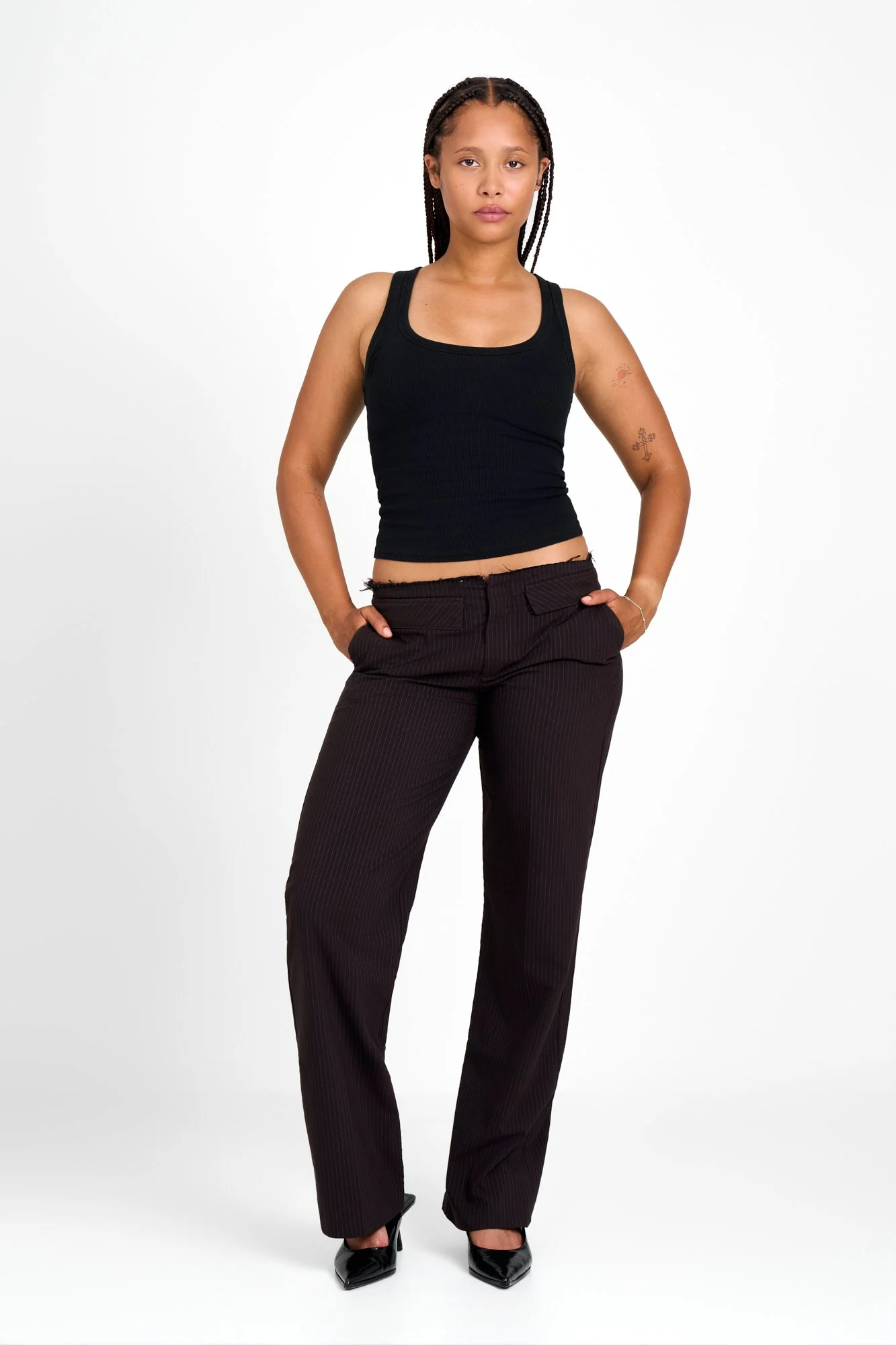 LEAGH_MODEL_DIGITALS_FULL-LENGTH_LONDON_IAMHEADSHOTS.jpg