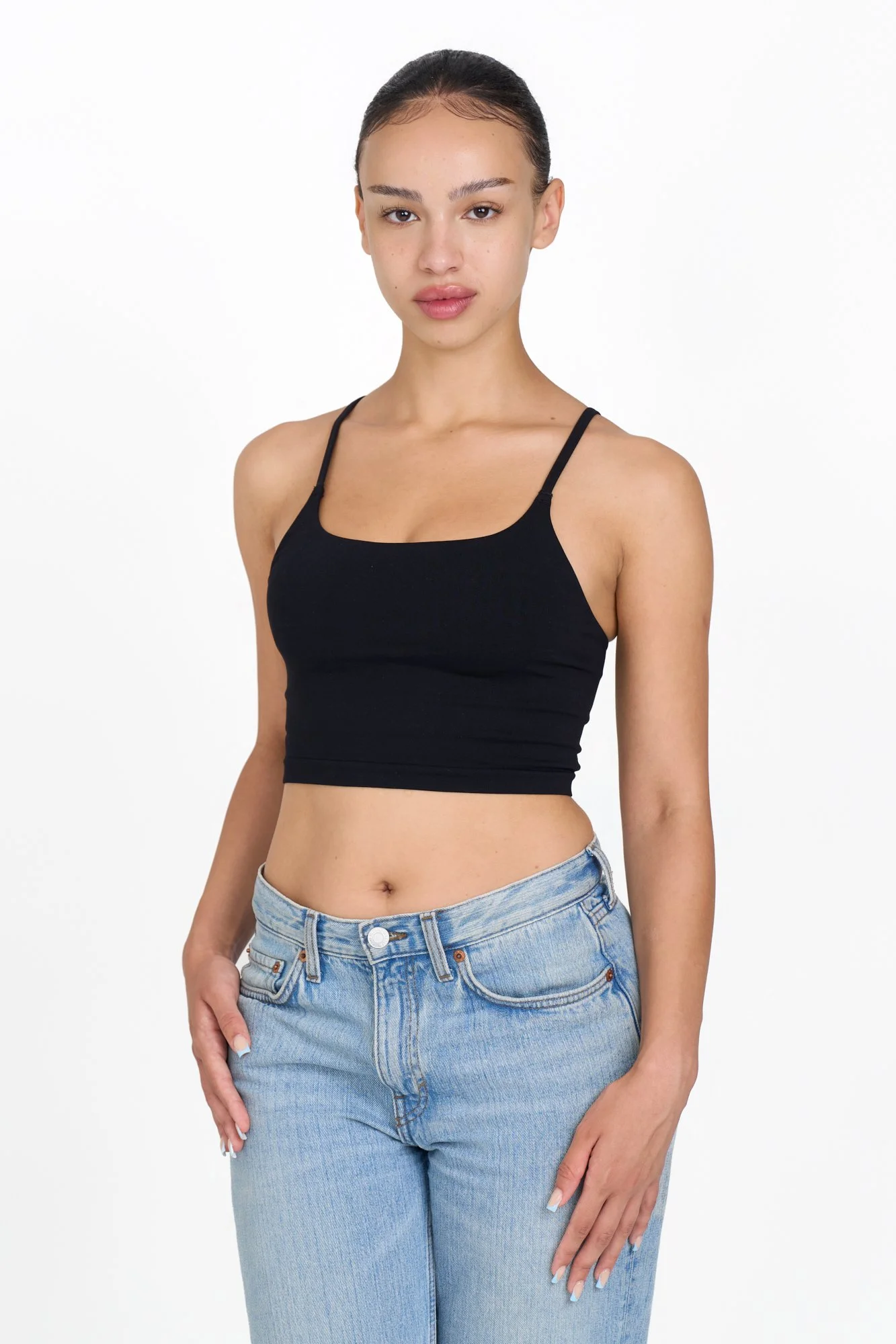 ROSE_3:4 BODY_MODEL_DIGITALS_LONDON.jpg