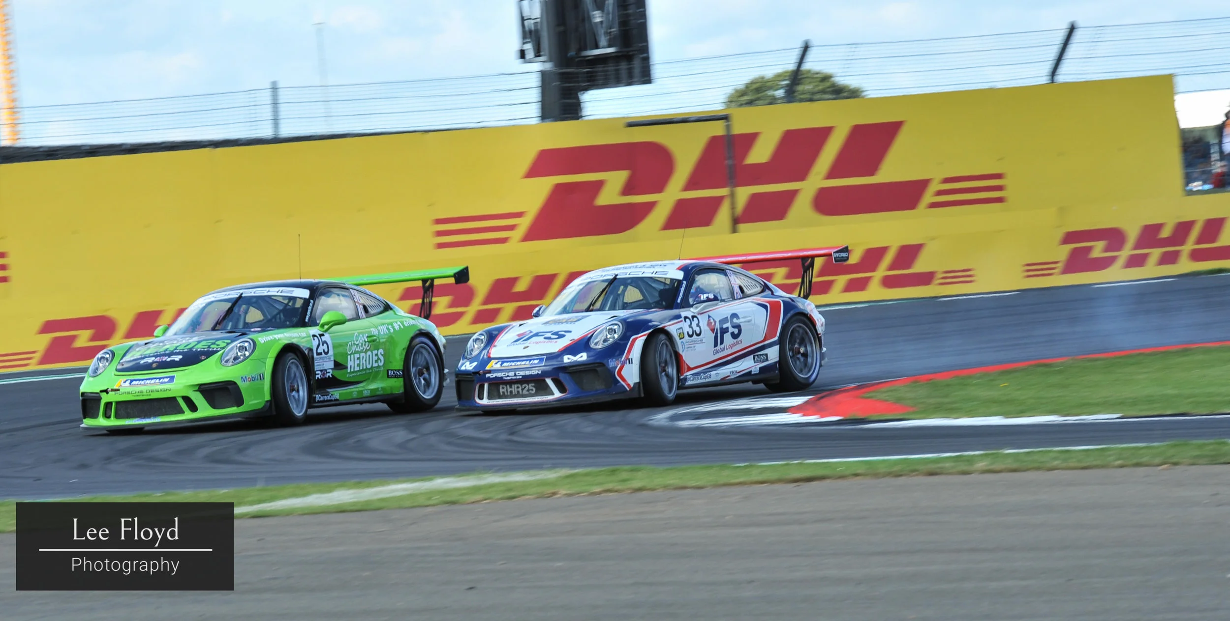 PorscheCarreraCupSilverstone-007.jpg