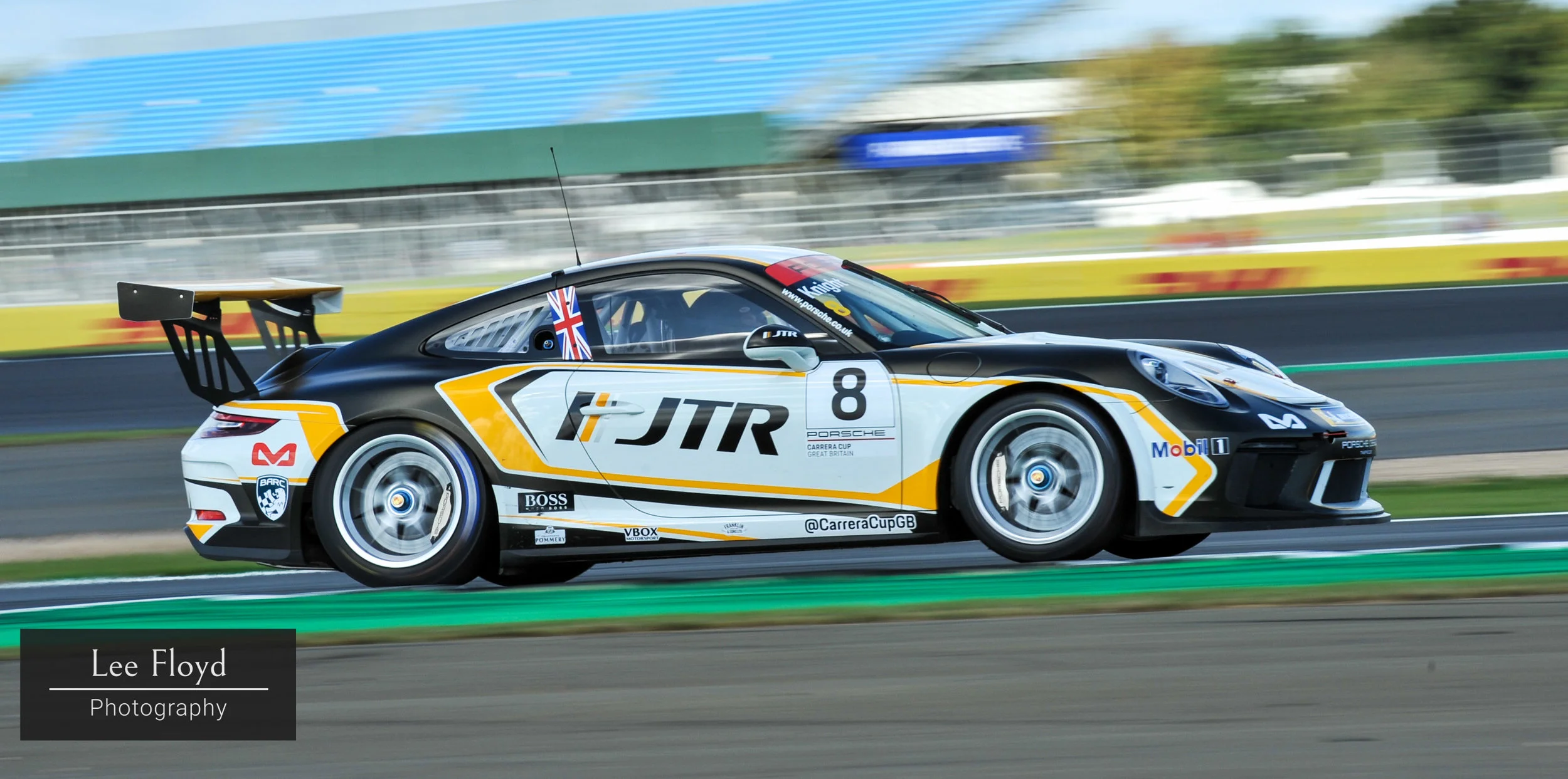 PorscheCarreraCupSilverstone-005.jpg