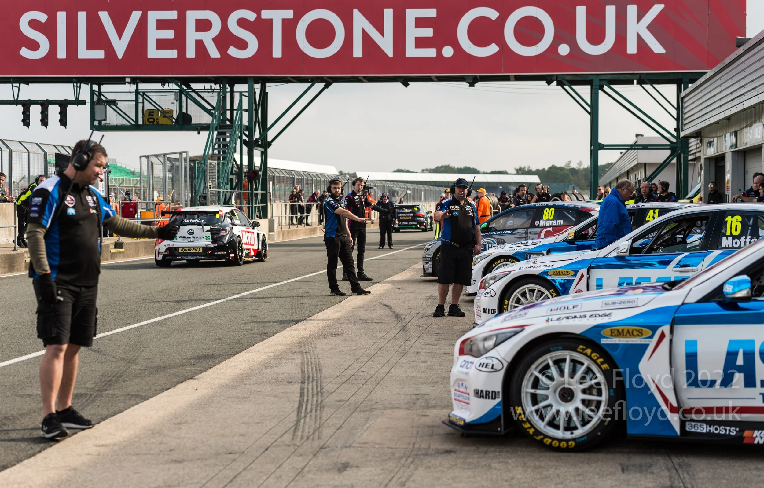 BTCC Silverstone 1-1.jpg